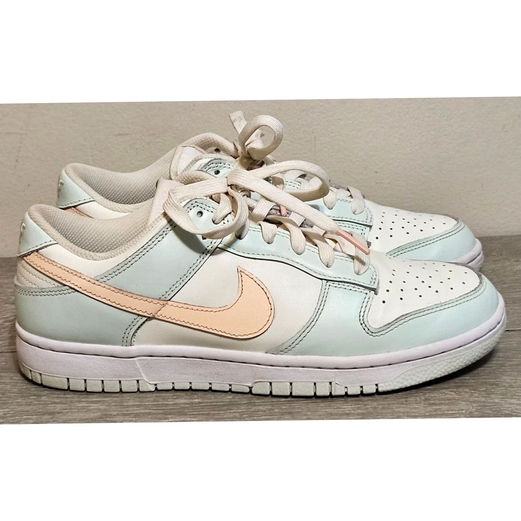Nike Nike Women's 8.5 Dunk Low Barely Green Crimson DD1503-104 Size US 9 / IT 39 - 2 Thumbnail