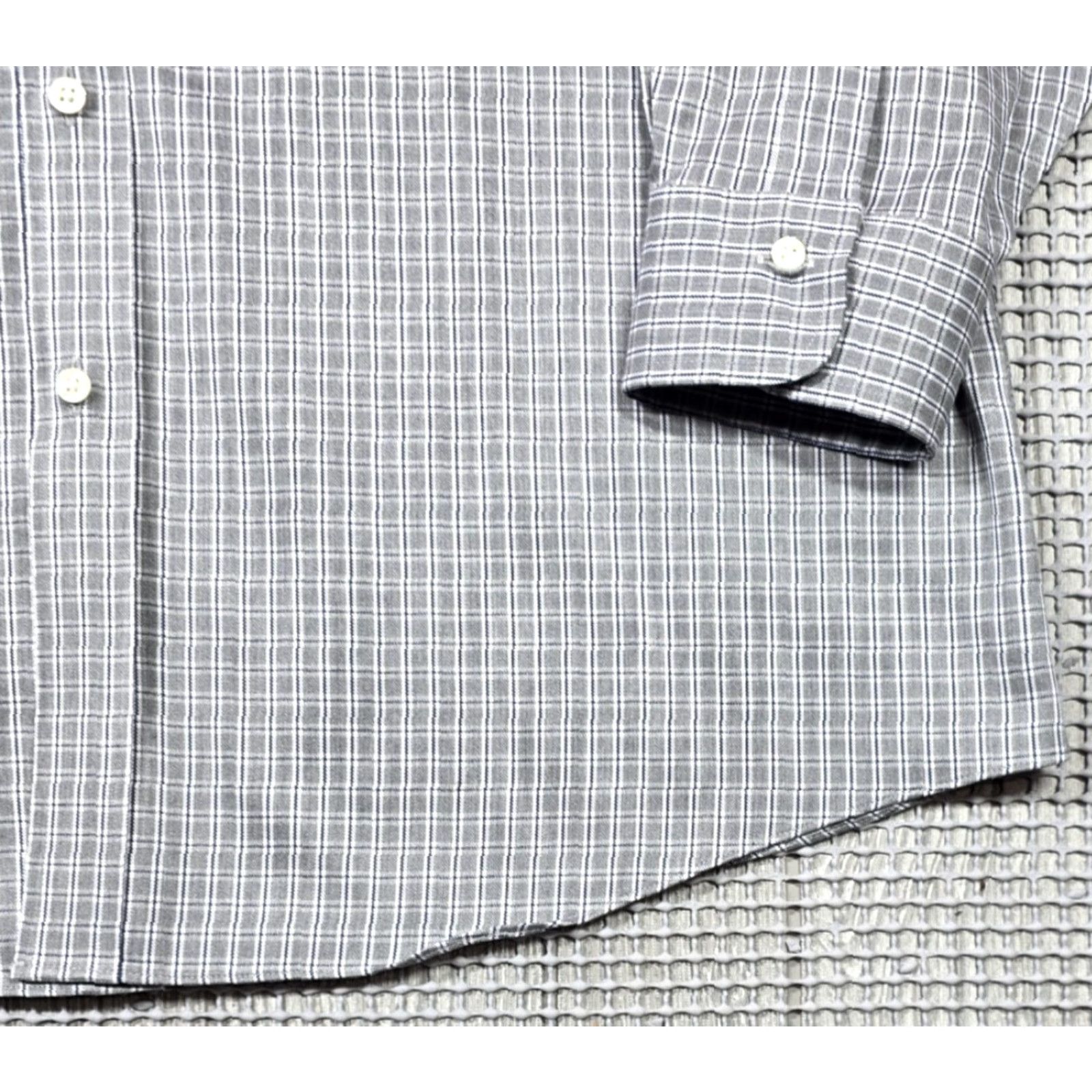 Brooks Brothers Brooks Brothers Button-Up Oxford Shirt Sz 16.5-32 Regent Gray Plaid Long Sleeve Mens Regular Slim Blue/Gray Oxford 1818 OCBD Modern Office Size US M / EU 48-50 / 2 - 5 Thumbnail