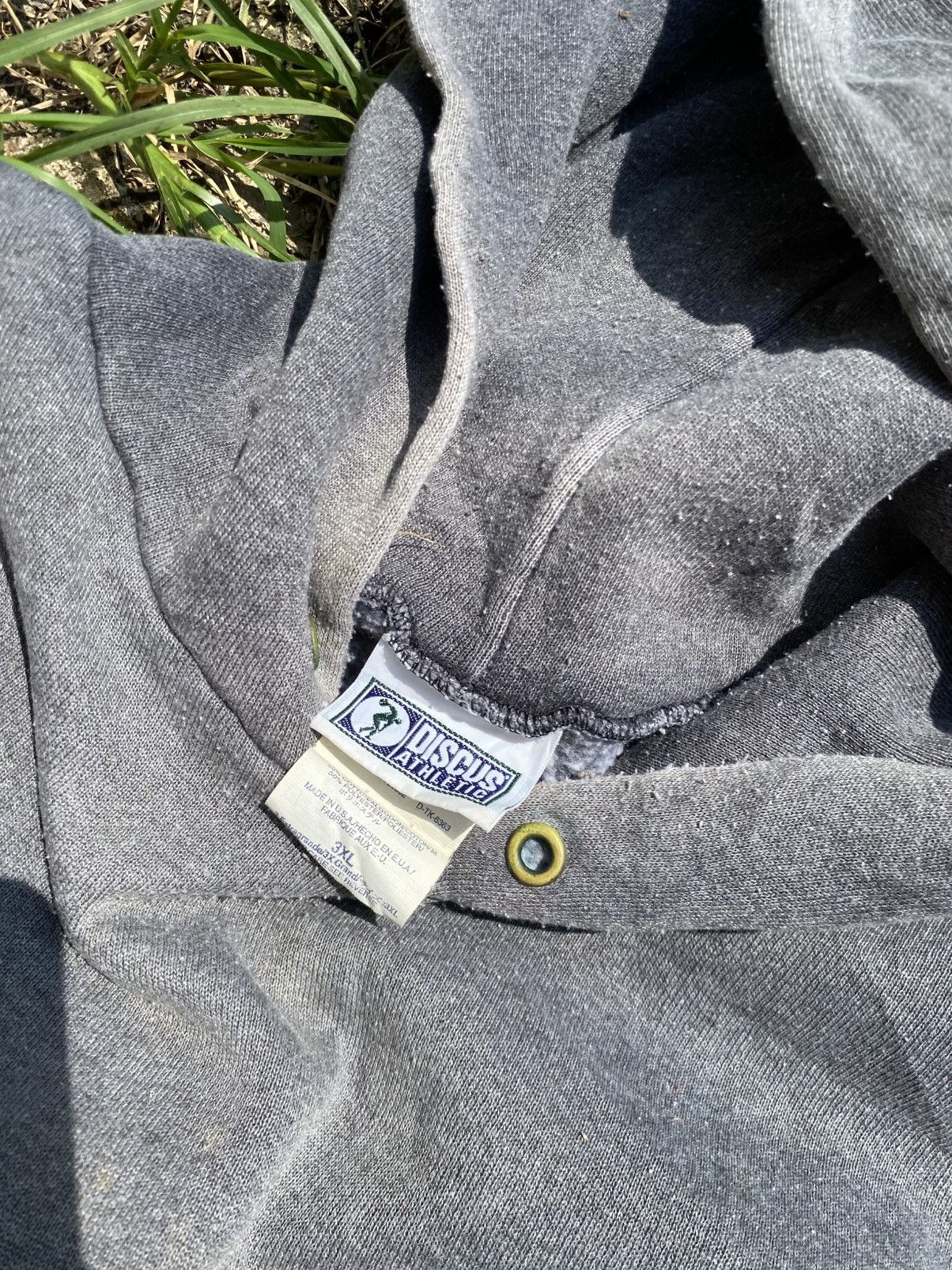 90s Discuss destroyed sun faded hoodie