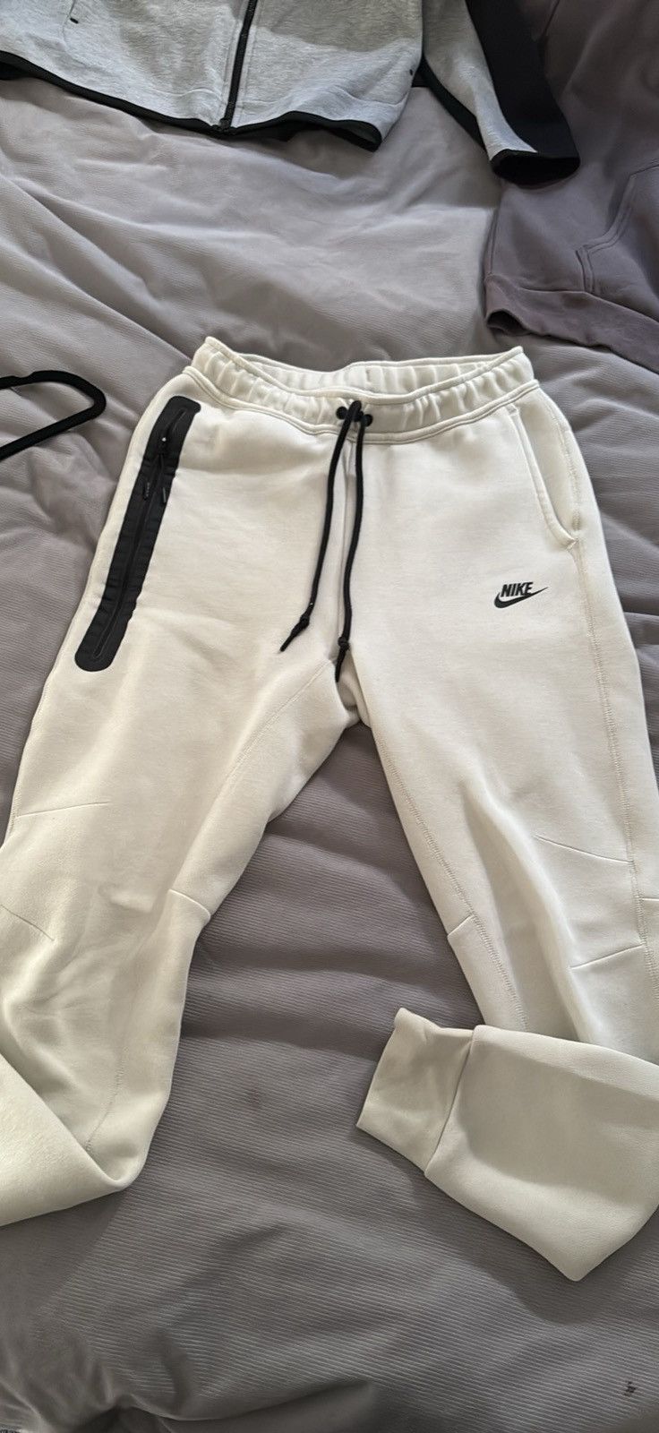 Nike Nike Tech Fleece Pants Size US 26 / EU 42 - 1 Thumbnail