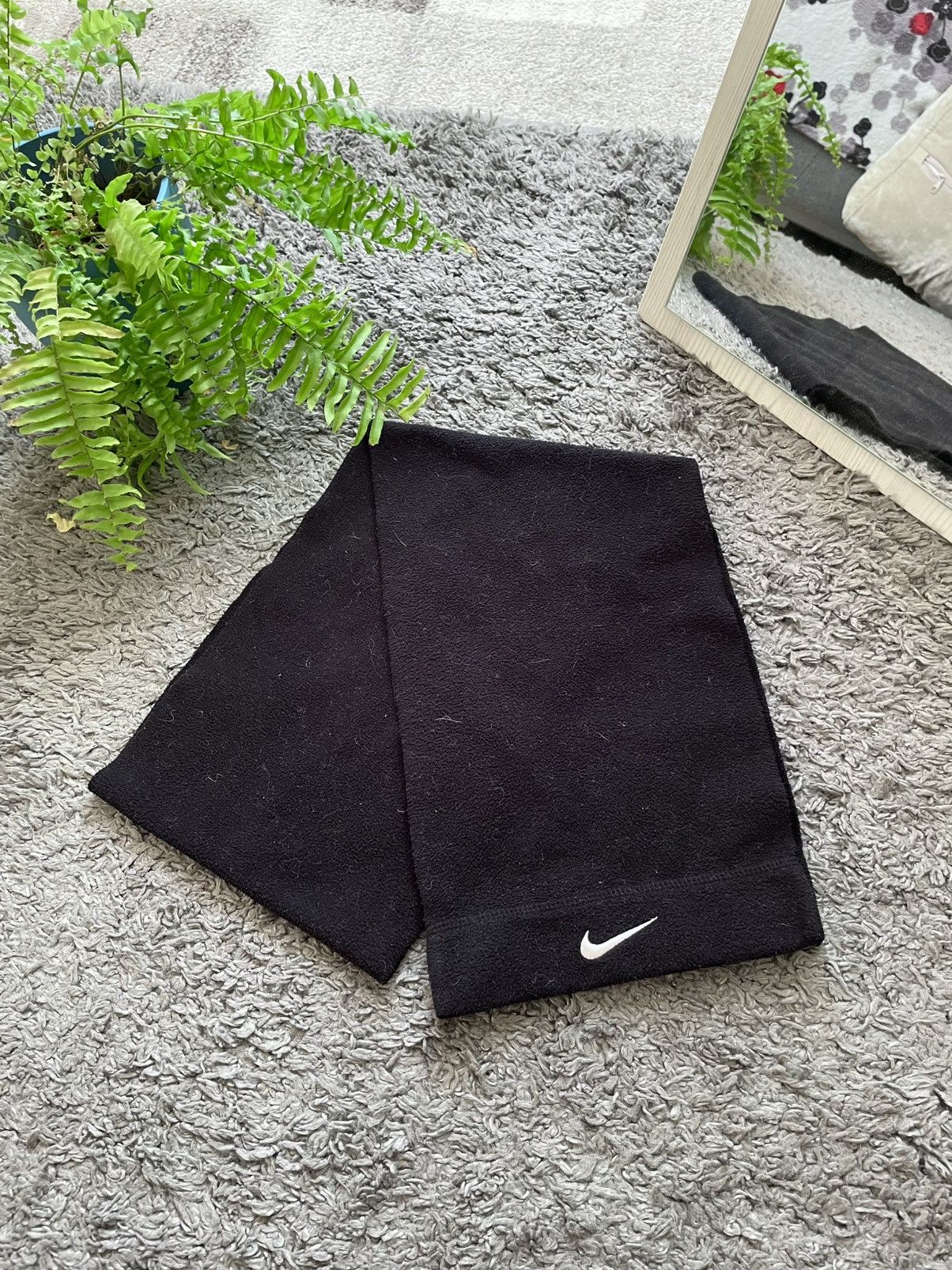 Nike × Vintage 00s Nike Vintage Scarf Streetwear Logo Swoosh Rare Basic Size ONE SIZE - 2 Thumbnail