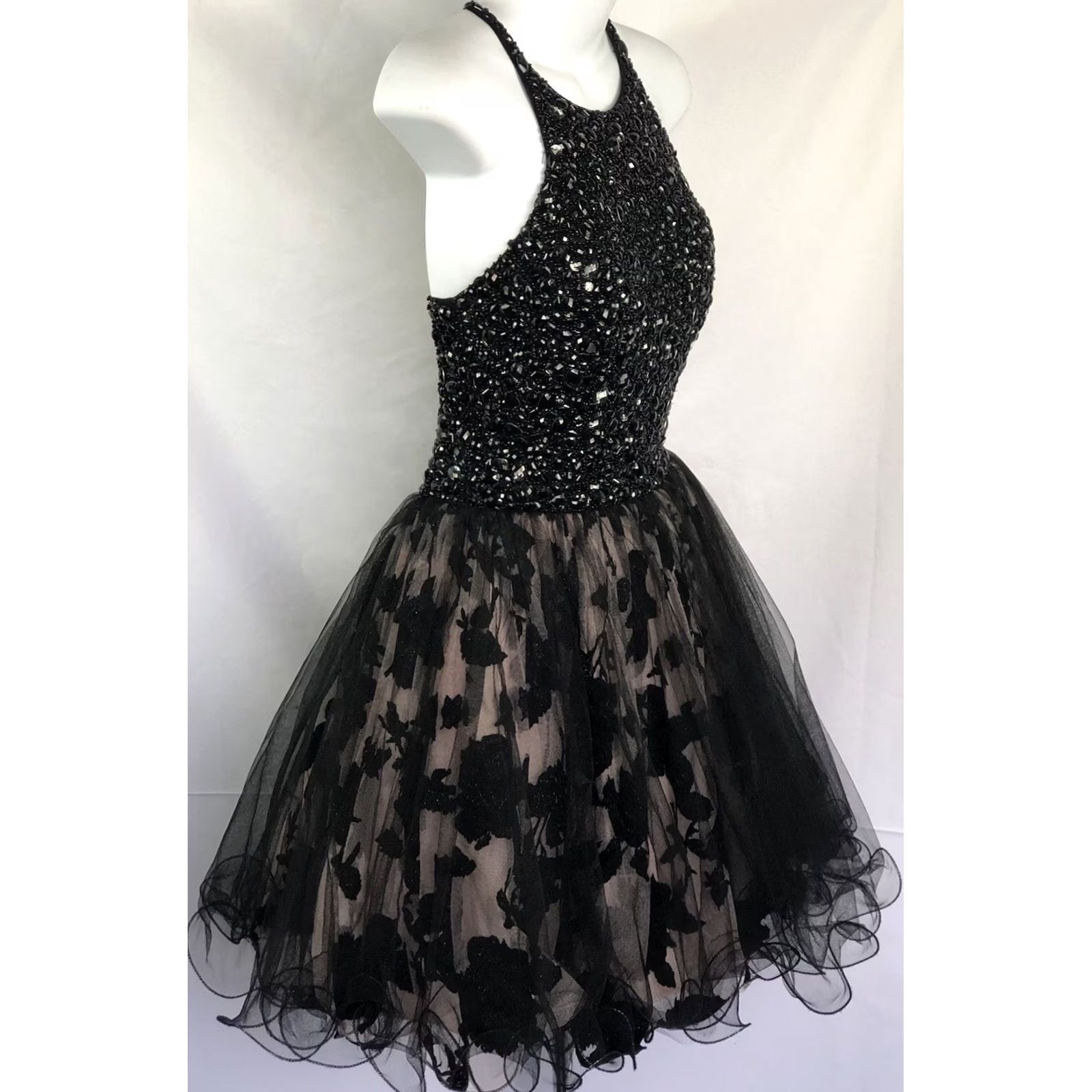 Vintage Jovani Formal Dress 4 Sleeveless Blk/Pnk Floral Beaded Halter Wired Full Skirt Size 27" / US 4 / IT 40 - 3 Thumbnail