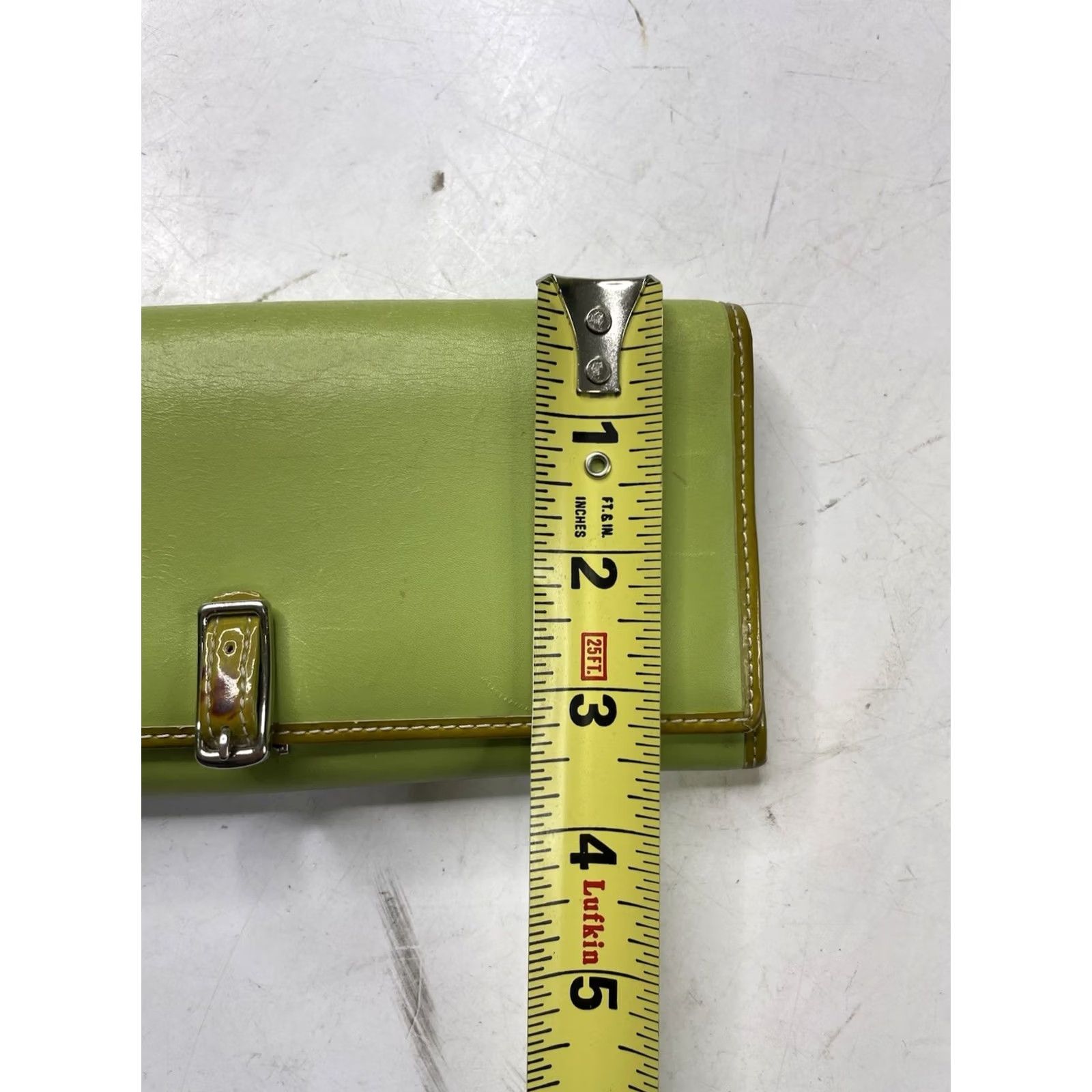 Coach VINTAGE Coach Green Leather Clasp opening Flap Wallet Women Size ONE SIZE - 7 Thumbnail