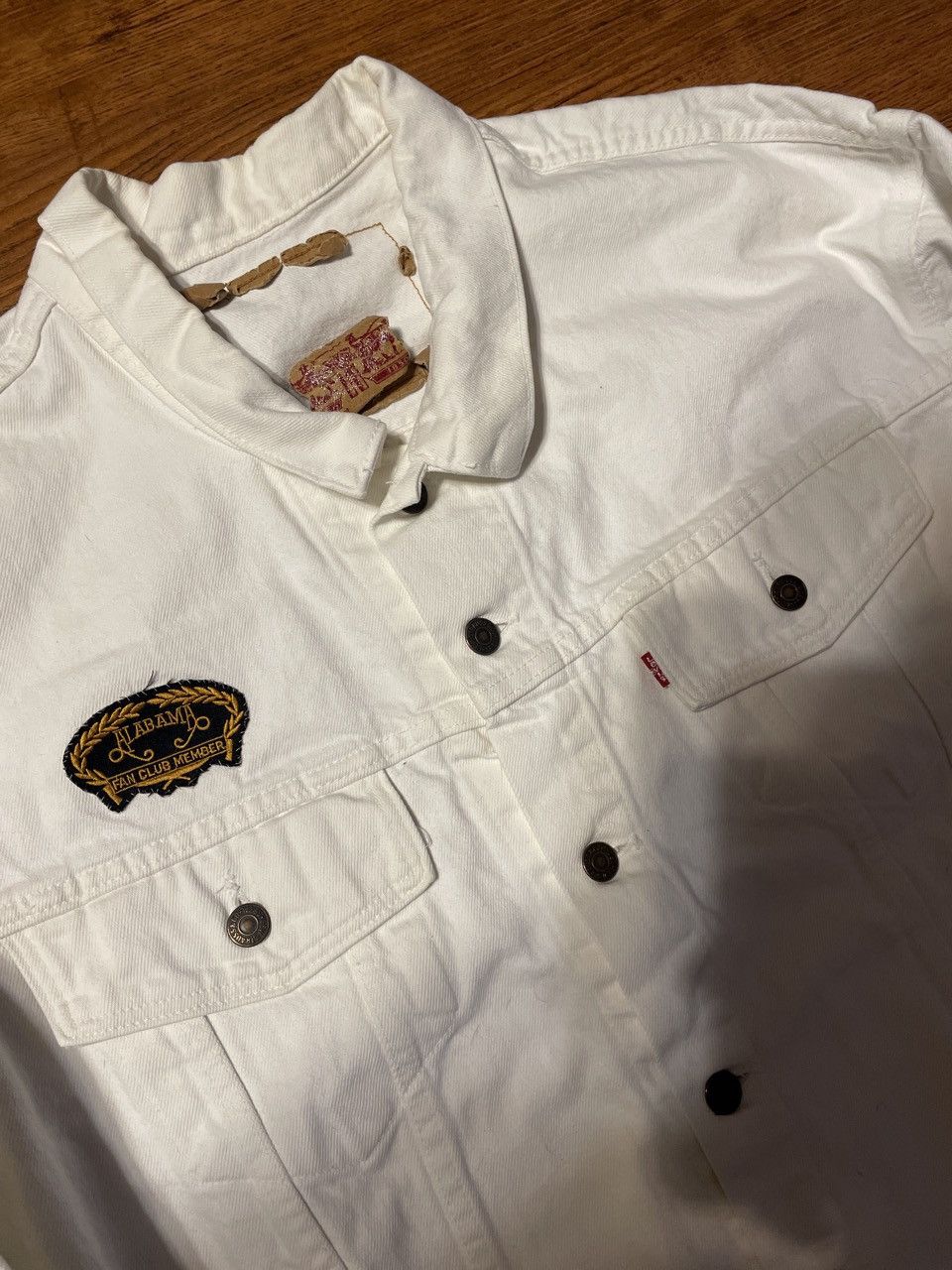 Levi's Vintage Levi’s White Denim Trucker Jacket Size US L / EU 52-54 / 3 - 4 Thumbnail