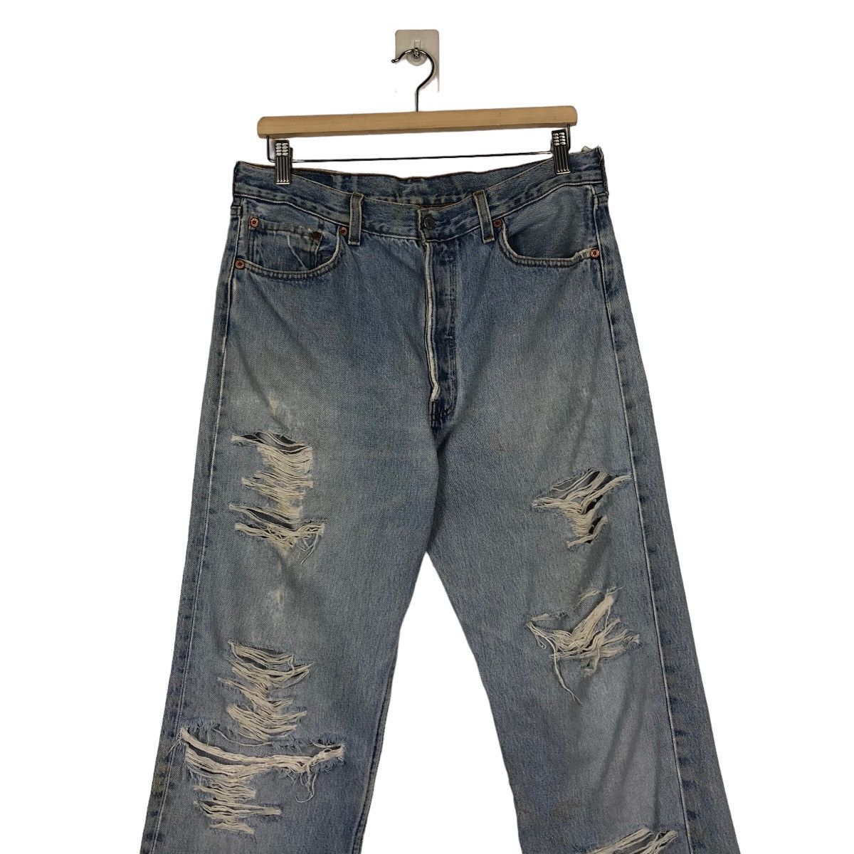 Levi's 🔥VINTAGE DENIM JEANS DISTRESSED LEVI’S 501 MADE IN USA Size US 32 / EU 48 - 4 Thumbnail