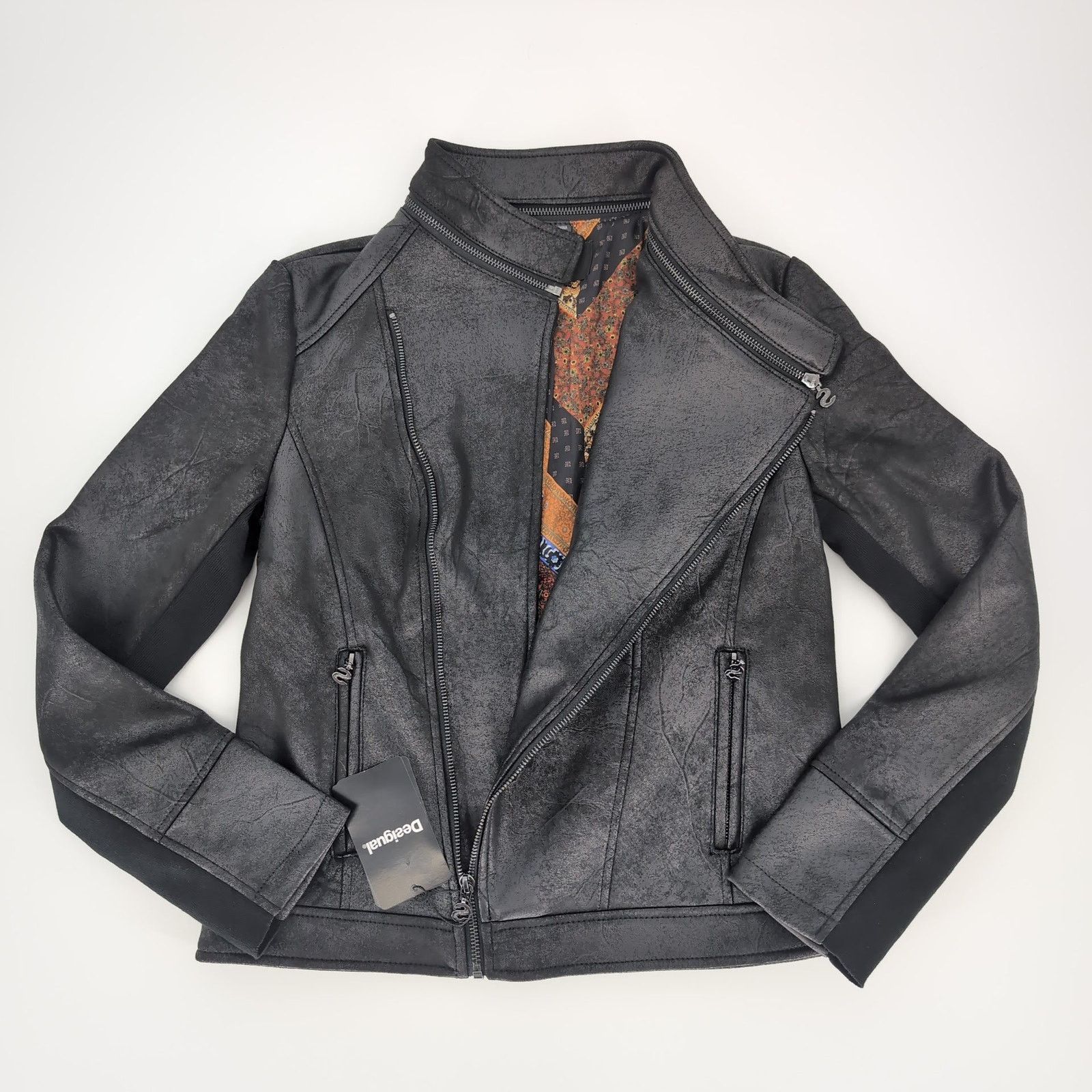 Desigual Desigual Millet NWT Black Zipper Motorcycle Jacket US Size 6 Size S / US 4 / IT 40 - 5 Thumbnail