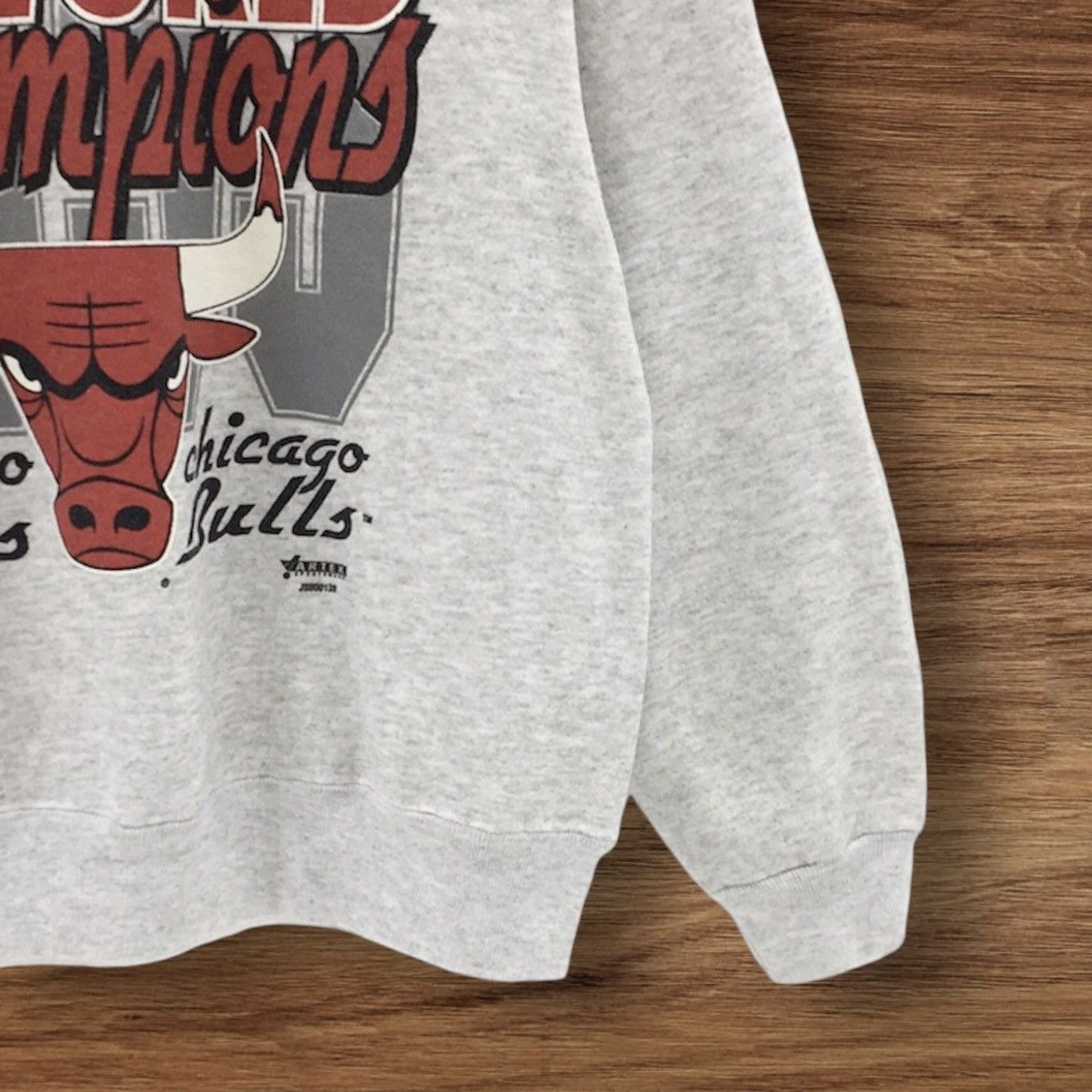 NBA × Vintage Rare! 1993 World Champions Chicago Bulls Basketball Size US M / EU 48-50 / 2 - 3 Thumbnail