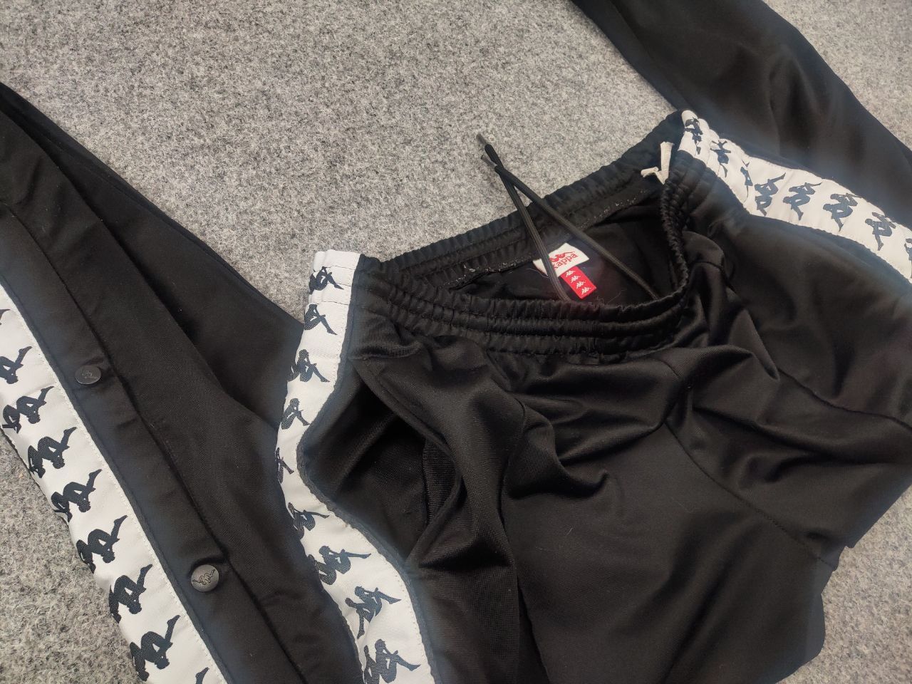 Kappa Kappa track pants vintage logo sweatpants Y2K Style buttons Size US 34 / EU 50 - 10 Thumbnail