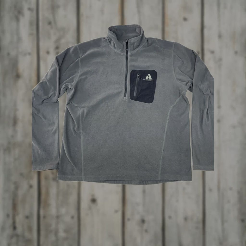 Eddie Bauer Eddie Bauer First Ascent Mountaineering Men’s L Gray 1/4 Zip Hiking Sweatshirt Long Sleeve Zip Pockets Logo Sports Outdoor Classic Regular Mens Size ONE SIZE - 1 Thumbnail