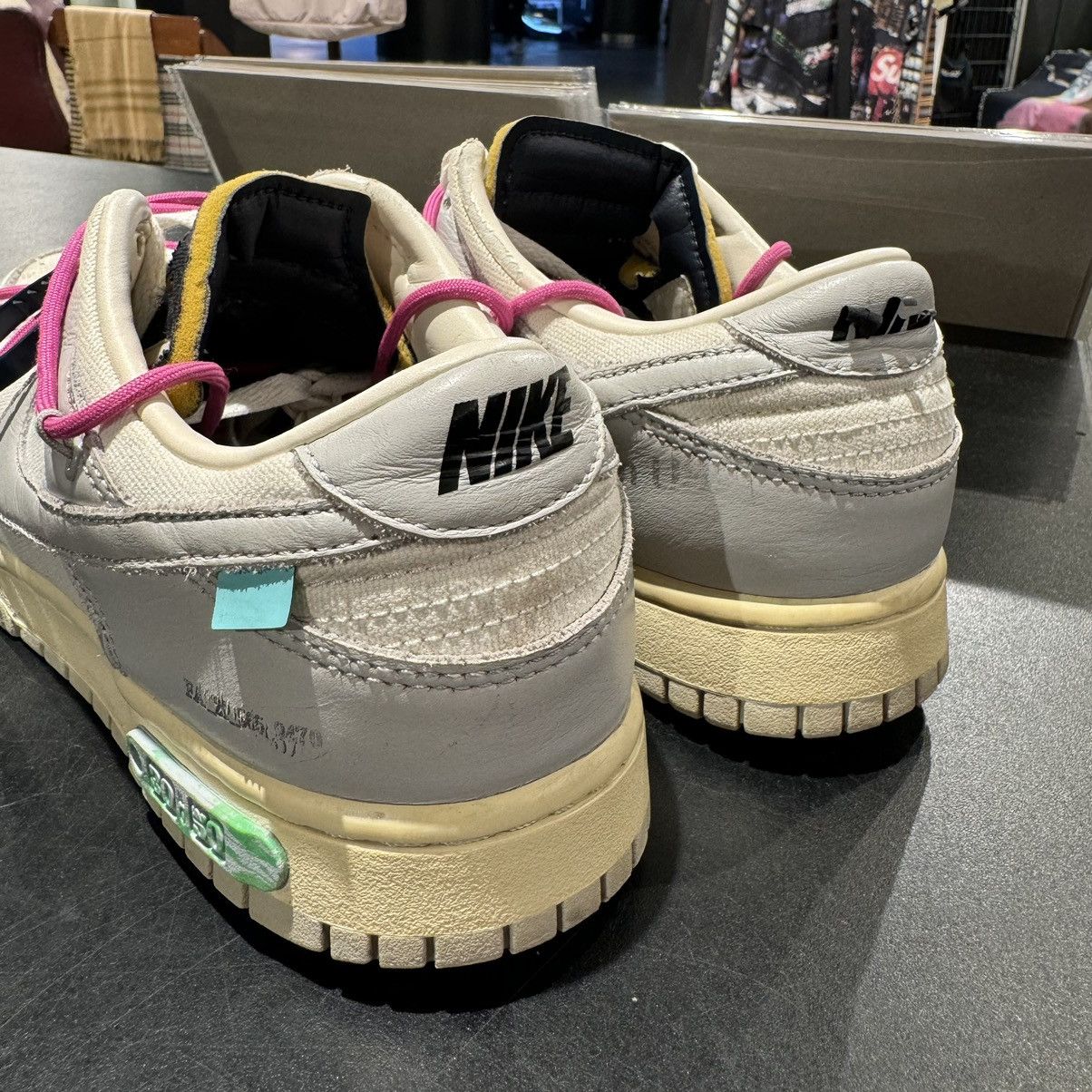Nike × Off-White Nike Off White Dunk Low Lot 30 Size US 9.5 / EU 42-43 - 6 Thumbnail