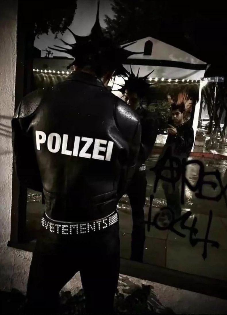 Vetements Vetements Polizei Leather Racing Jacket Size US S / EU 44-46 / 1 - 9 Thumbnail