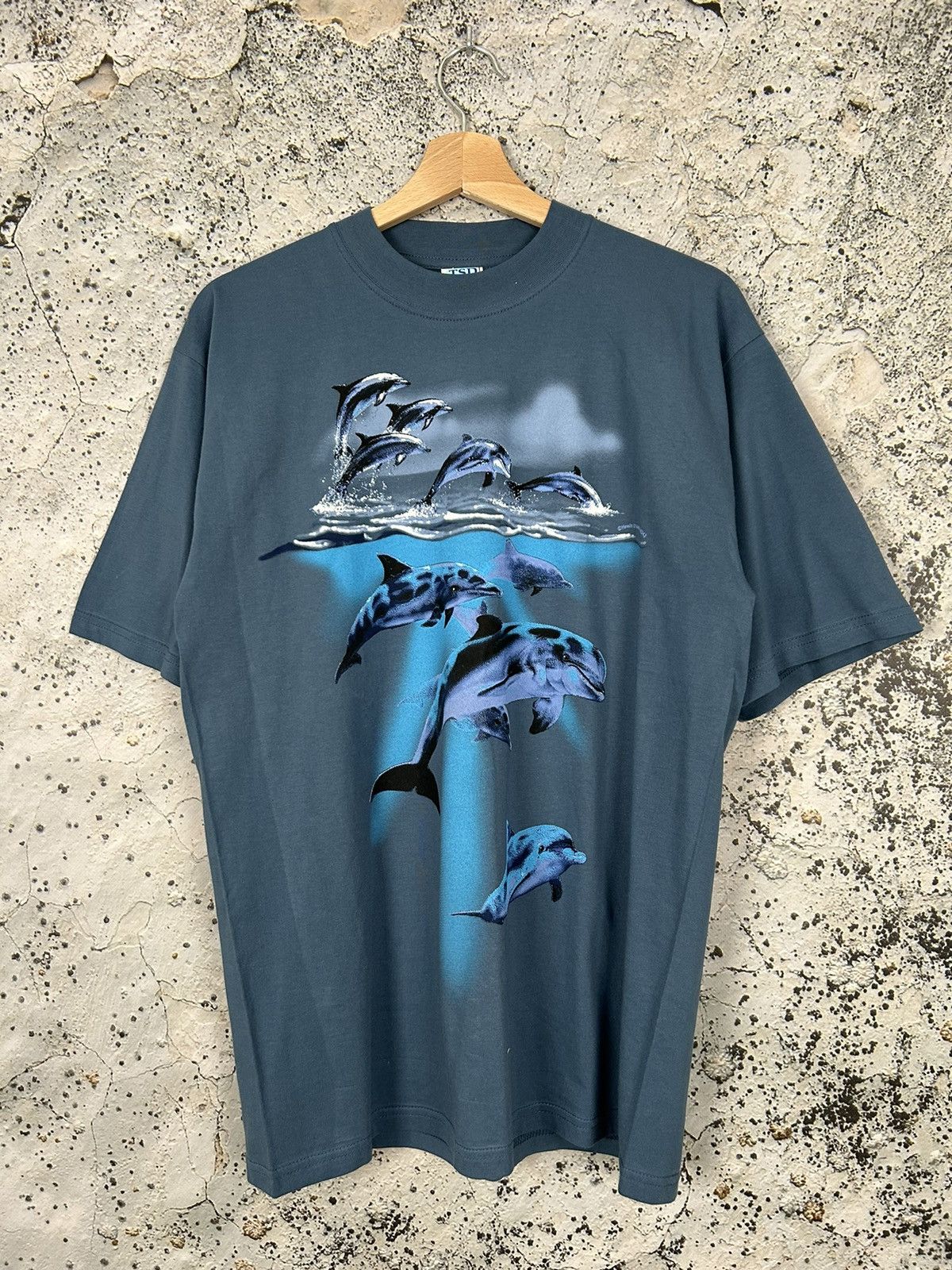 Other Vintage Dolphins Animal Graphic Tee Rare 90s Y2K Hype Size US L / EU 52-54 / 3 - 1 Thumbnail