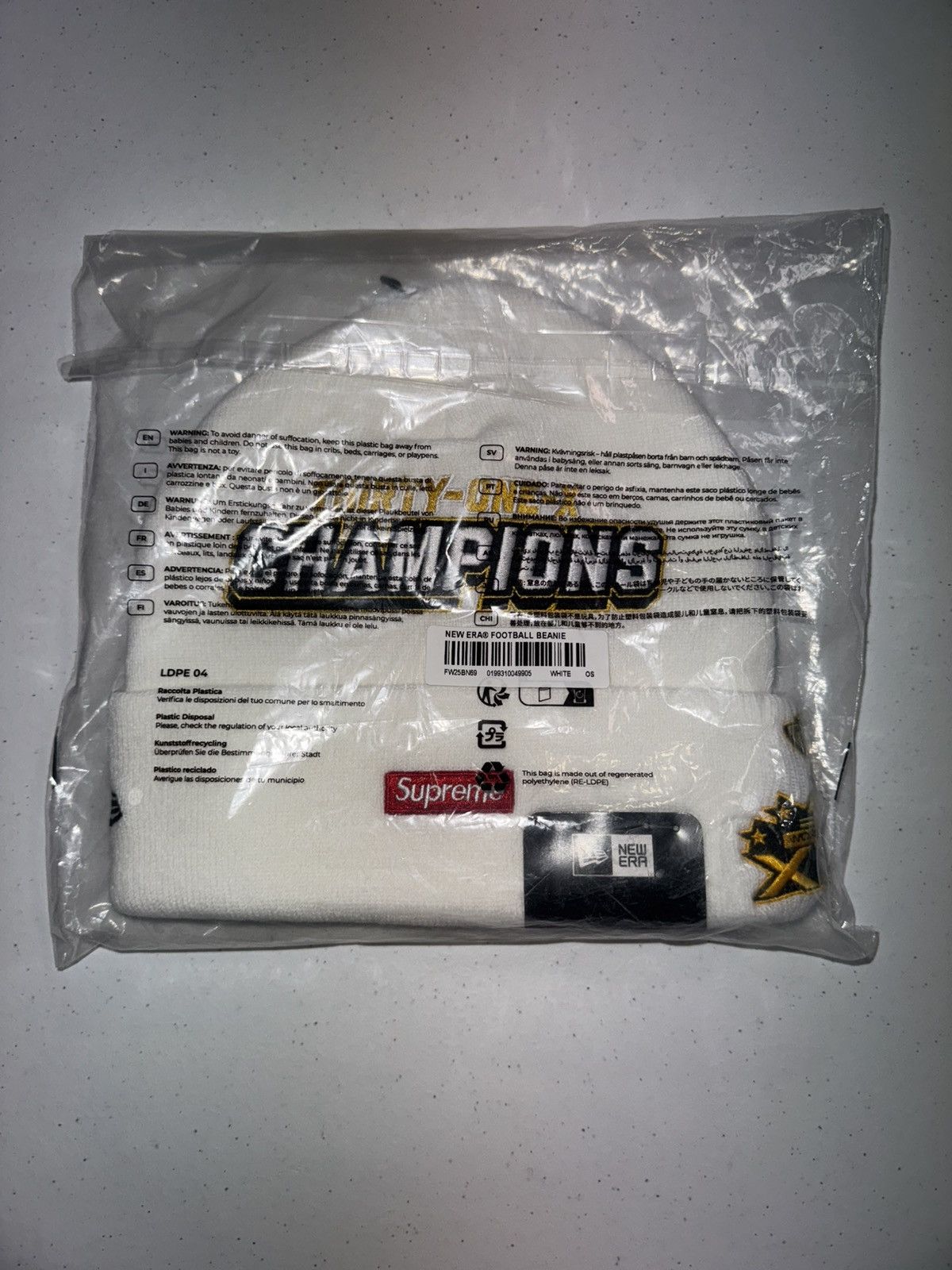 MLB × Supreme Supreme New Era Football Beanie Size ONE SIZE - 4 Thumbnail
