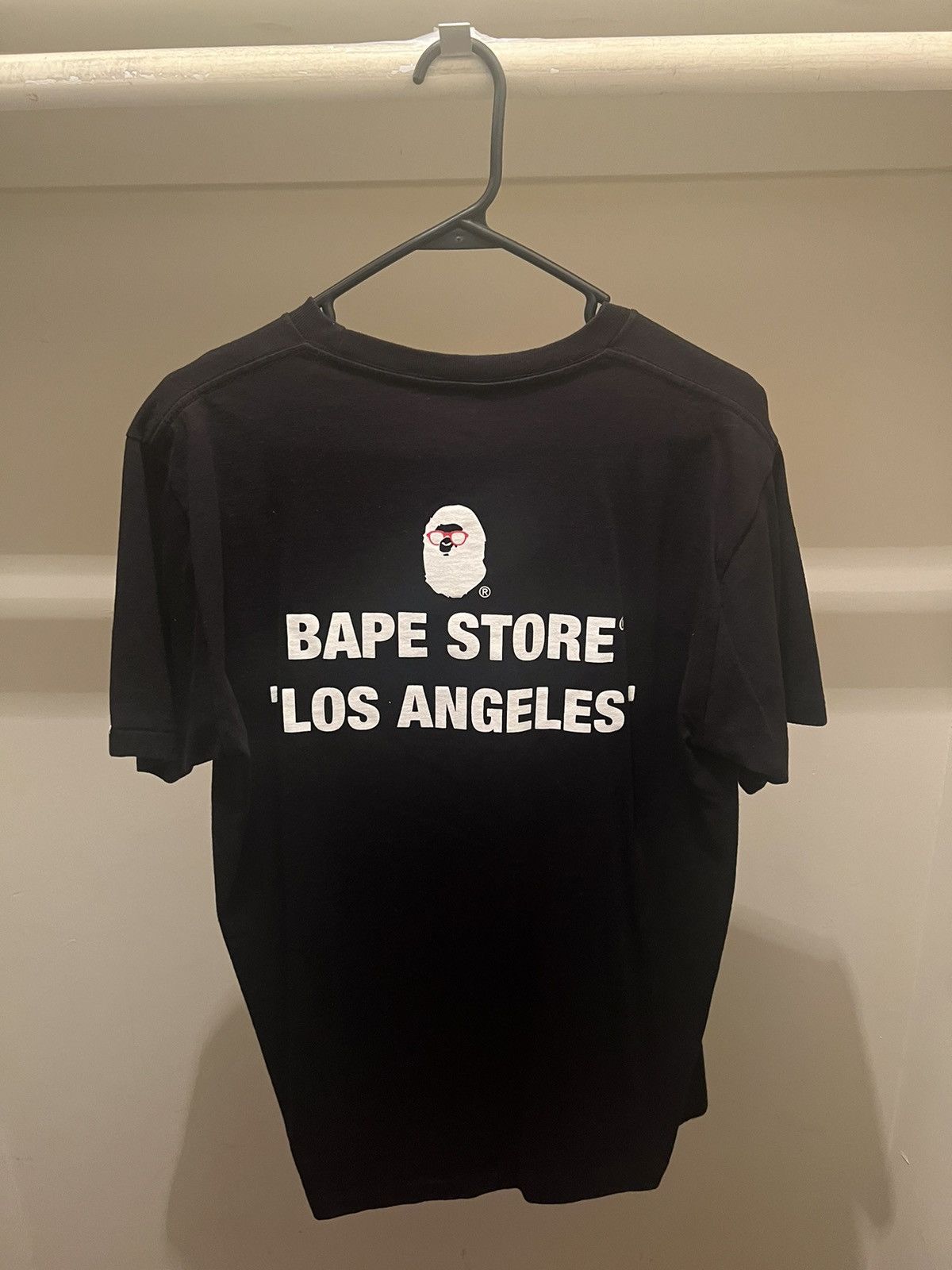 Bape Bape Store Los Angeles Tee Size US L / EU 52-54 / 3 - 2 Thumbnail