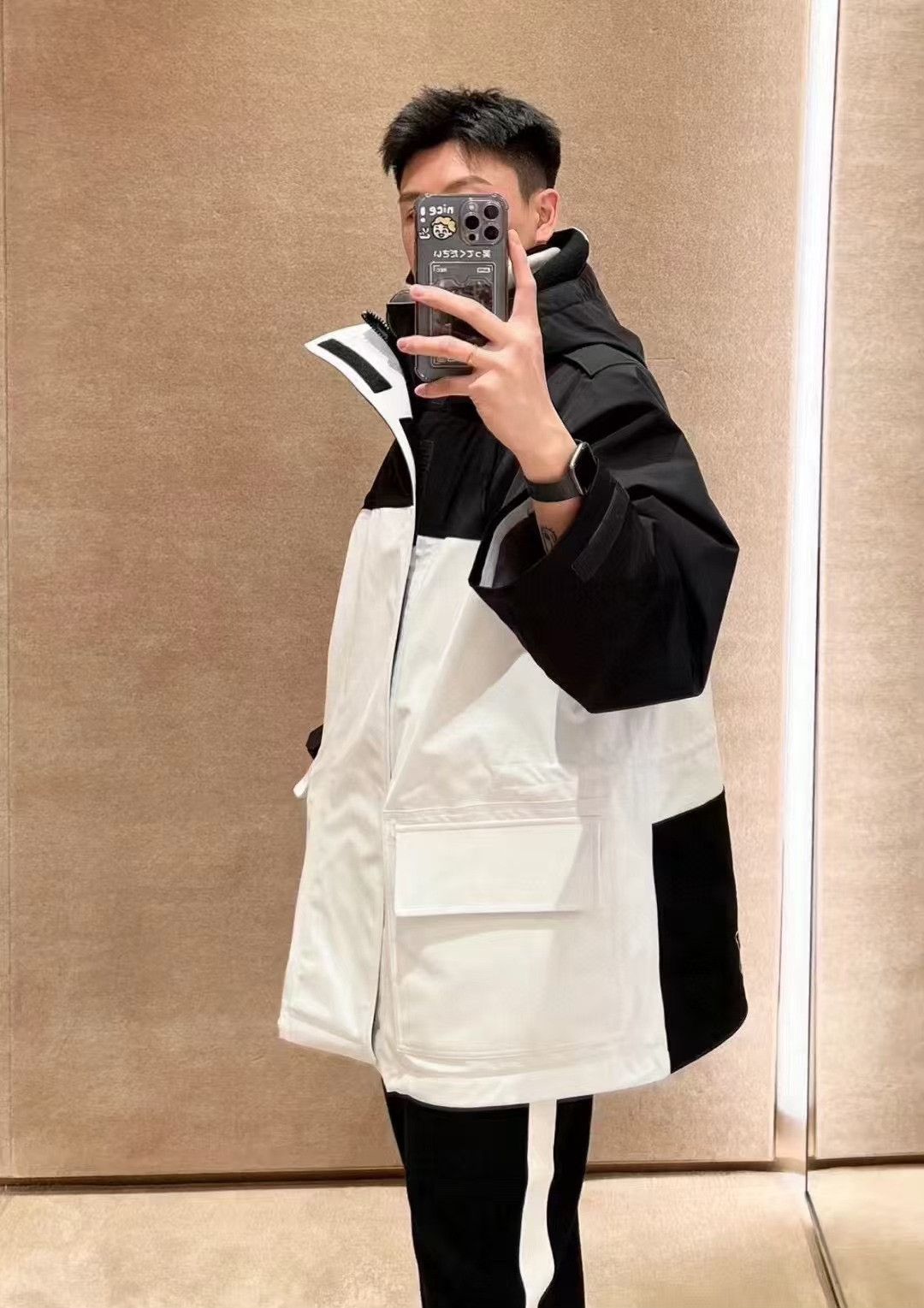 Burberry Burberry Letter Logo Outdoor Functional Hooded Jacket Size US S / EU 44-46 / 1 - 1 Thumbnail