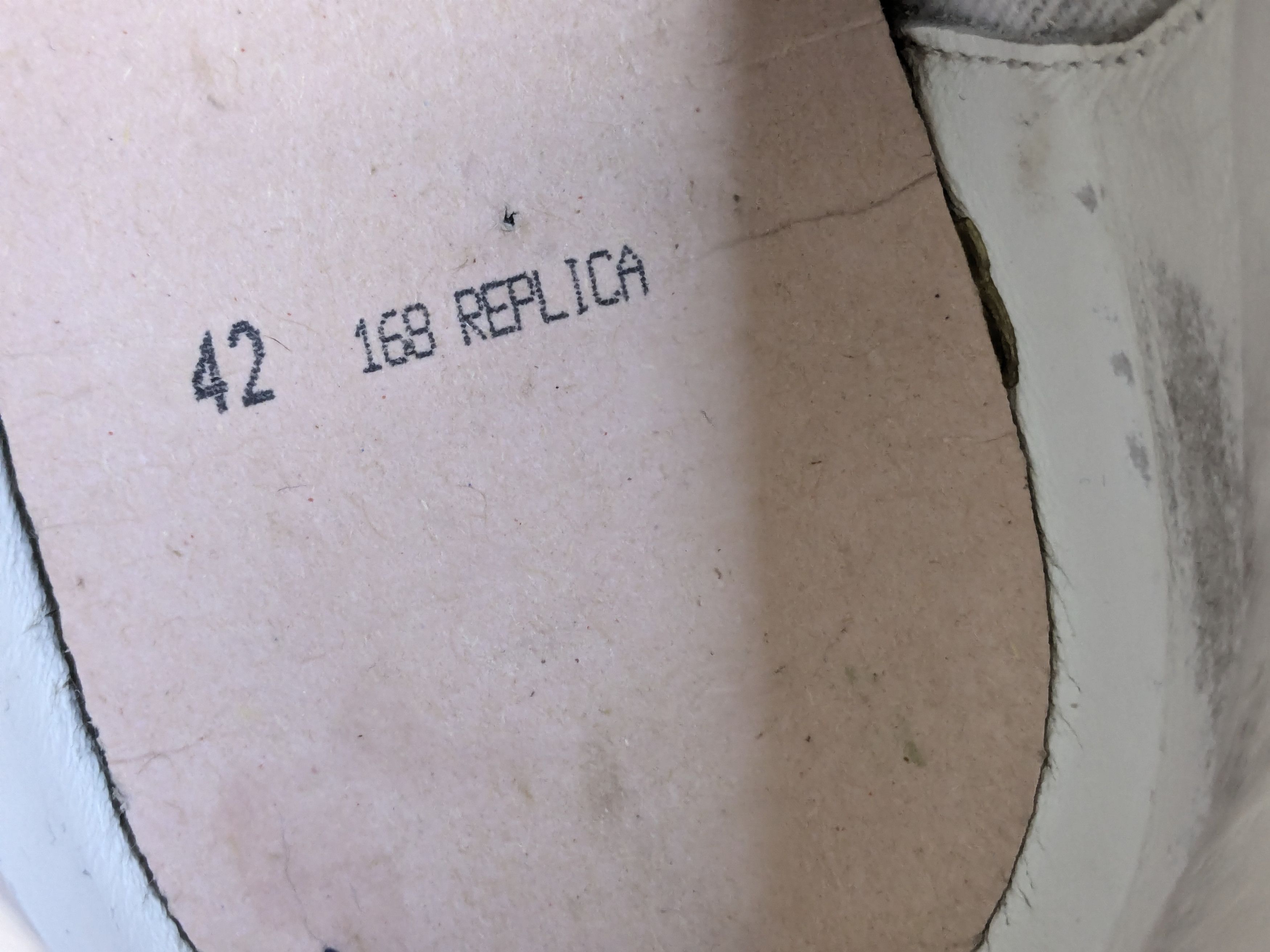 Maison Margiela Maison Margiela Replica Gat White 9 42 Rubber Low Tops Size US 9 / EU 42 - 5 Thumbnail