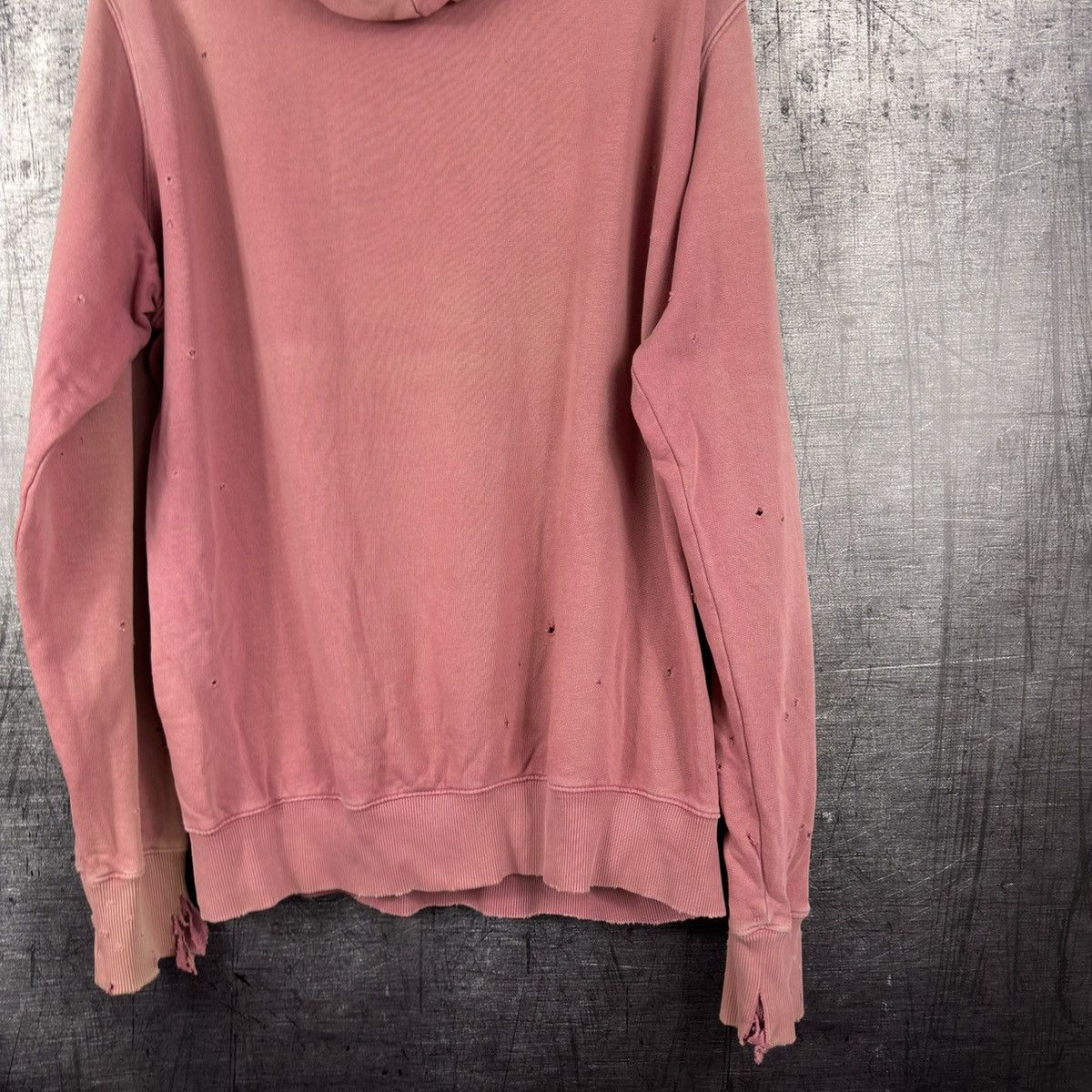 Diesel Diesel distressed sun faded pink hoodie avant garde Y2K Size US XL / EU 56 / 4 - 14 Thumbnail
