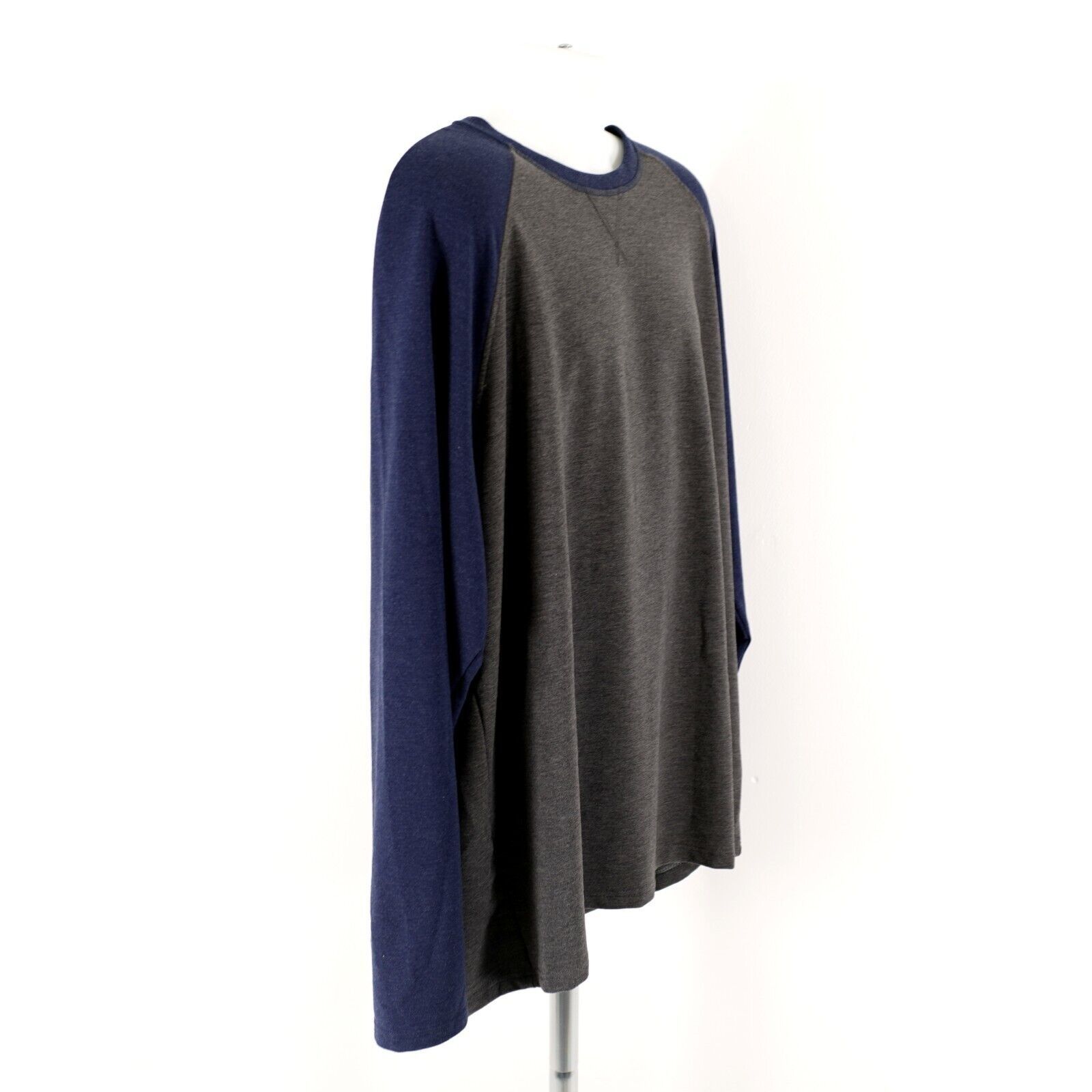 Orvis Orvis XXL Blue Gray Long Sleeve Crew Neck Sweater Tee Polyes Size US XXL / EU 58 / 5 - 7 Thumbnail