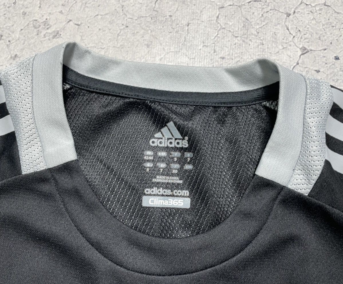 Adidas Adidas FC Liverpool Vintage Training Soccer Jersey Size US M / EU 48-50 / 2 - 8 Thumbnail