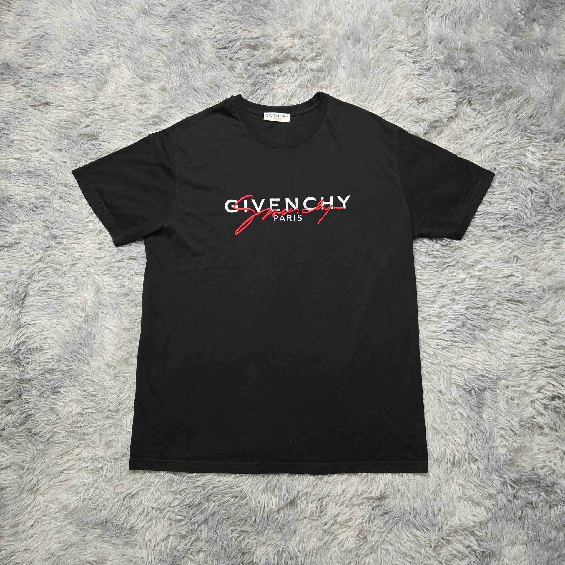 Givenchy givenchy red logo short sleeve t-shirt Size US L / EU 52-54 / 3 - 1 Thumbnail