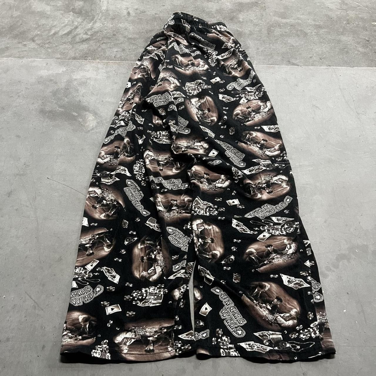 Vintage Crazy Vintage Y2K/2000s Baggy The Three Stooges Dunces Wild Casino Streetwear Sweatpants with adjustable waistband and pockets! Size US 34 / EU 50 - 5 Thumbnail