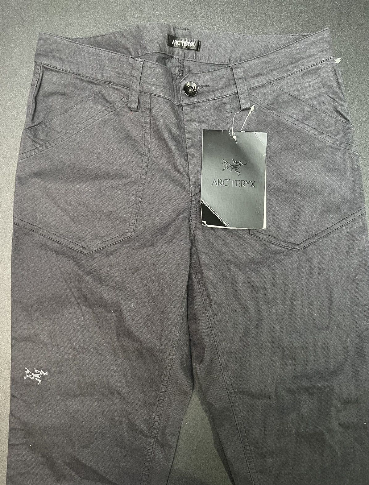 Arc'teryx Womens Arcteryx gray/carbon pants size 6 murrin womens pants Size 28" / US 6 / IT 42 - 9 Thumbnail