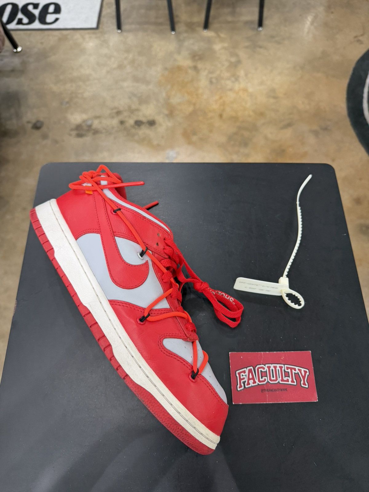 Nike × Off-White Nike Dunk Low Off-White University Red Size 11 (2019) Size US 11 / EU 44 - 11 Thumbnail