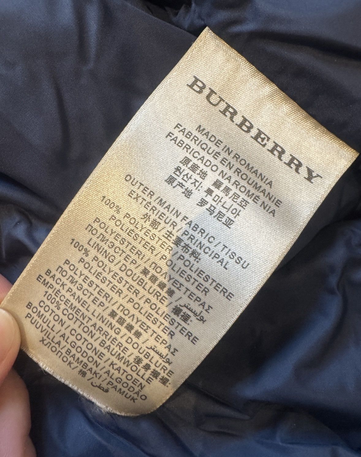 Burberry Navy Puffer Winter Parka with Real Fur Hood Burberry Size XL / US 12-14 / IT 48-50 - 7 Thumbnail