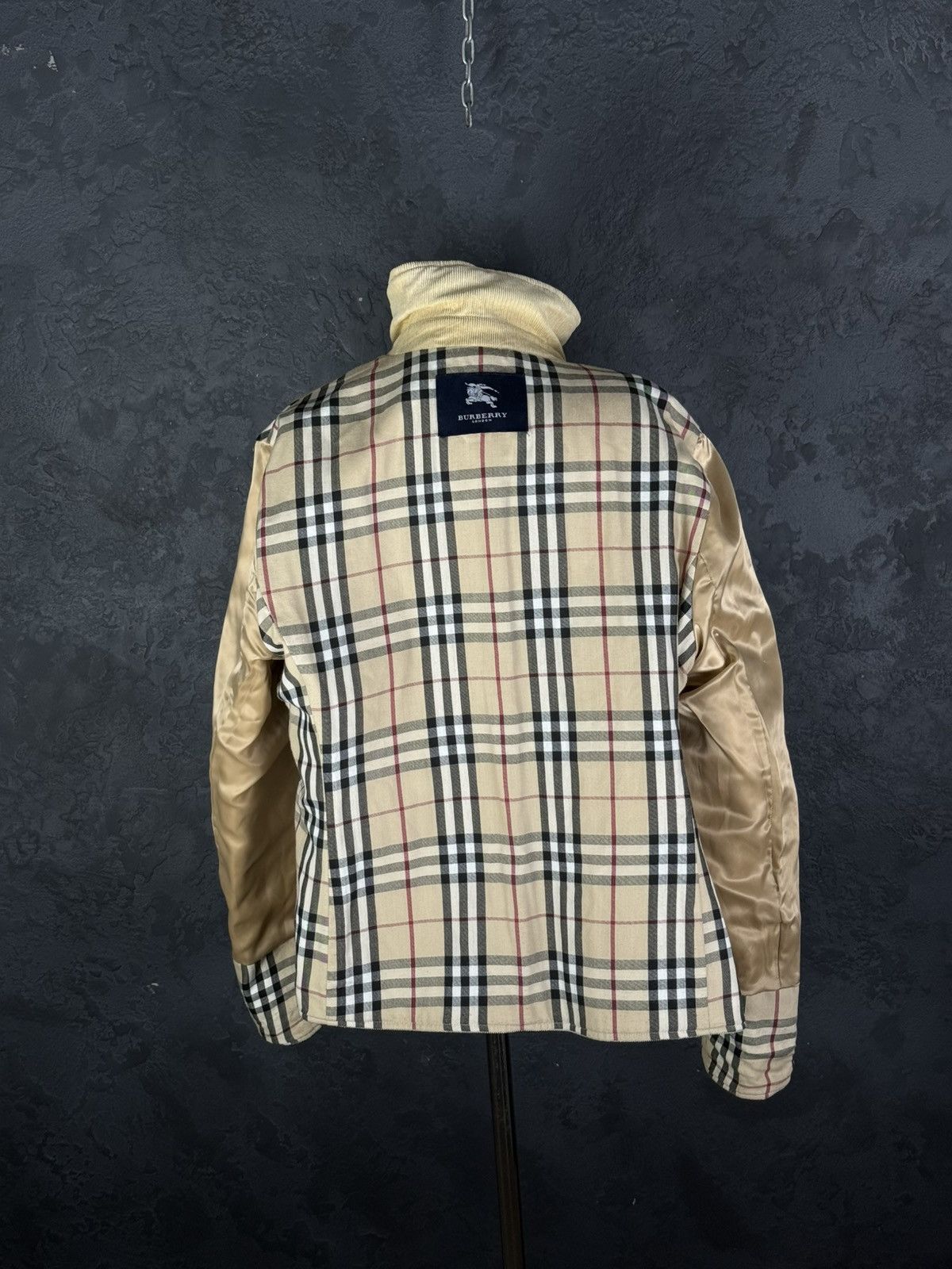 Burberry Burberry Women’s Quilted Corduroy Jacket Nova Check Beige Size XXL / US 16-18 / IT 52-54 - 15 Thumbnail