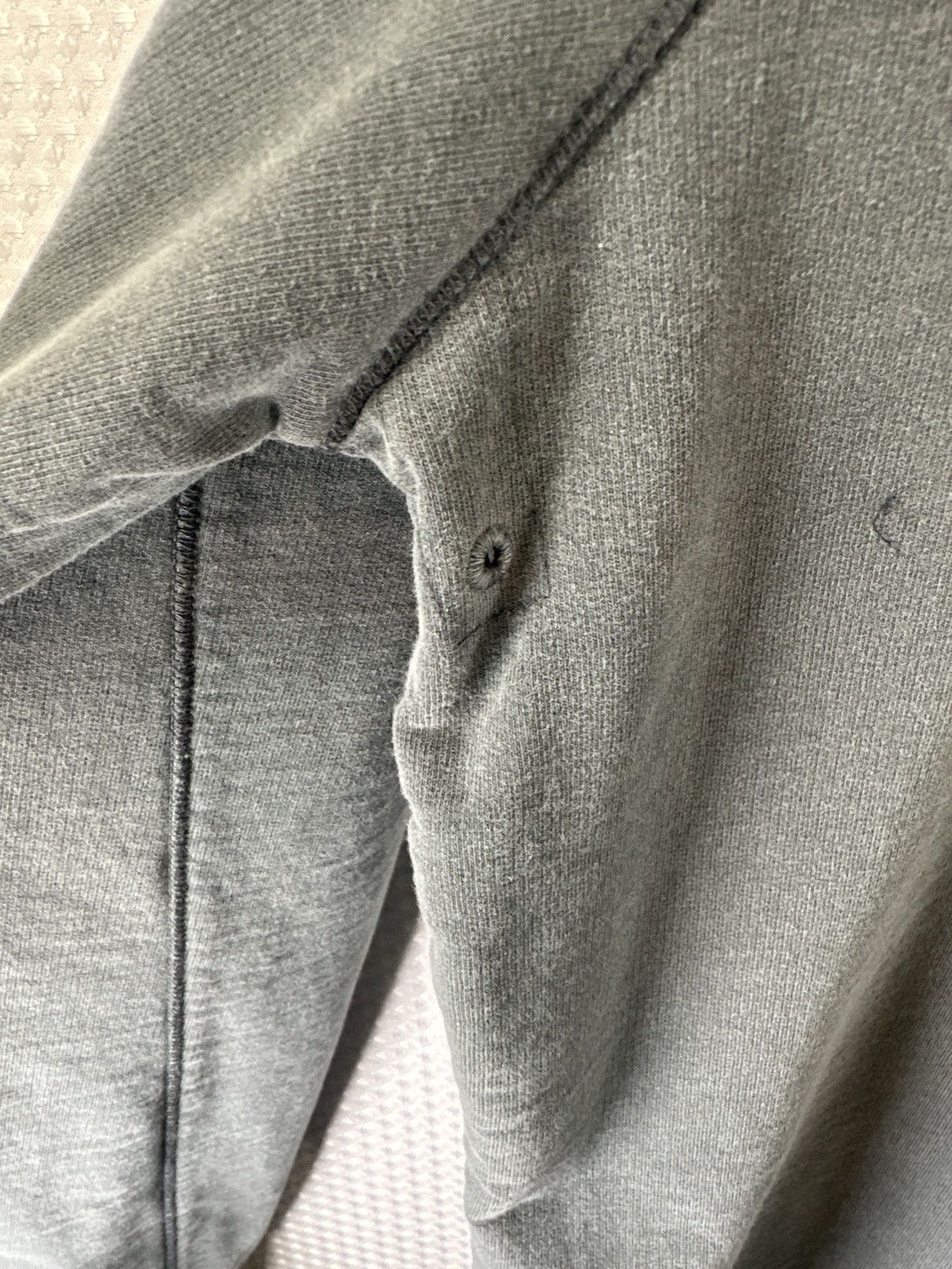 Quiksilver Quicksilver Grey Sweatshirt Sz Med Size US M / EU 48-50 / 2 - 4 Thumbnail
