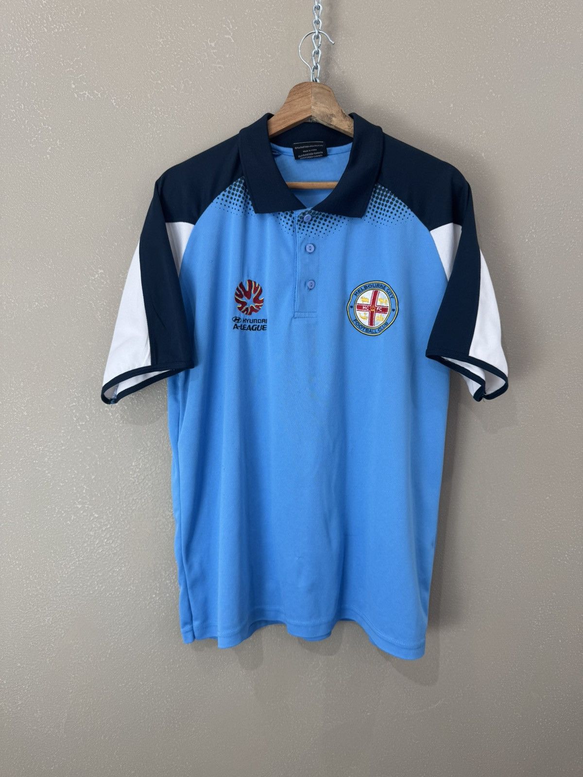 Other Vintage Melbourne City A-League Soccer Football Home Jersey Size US L / EU 52-54 / 3 - 1 Thumbnail
