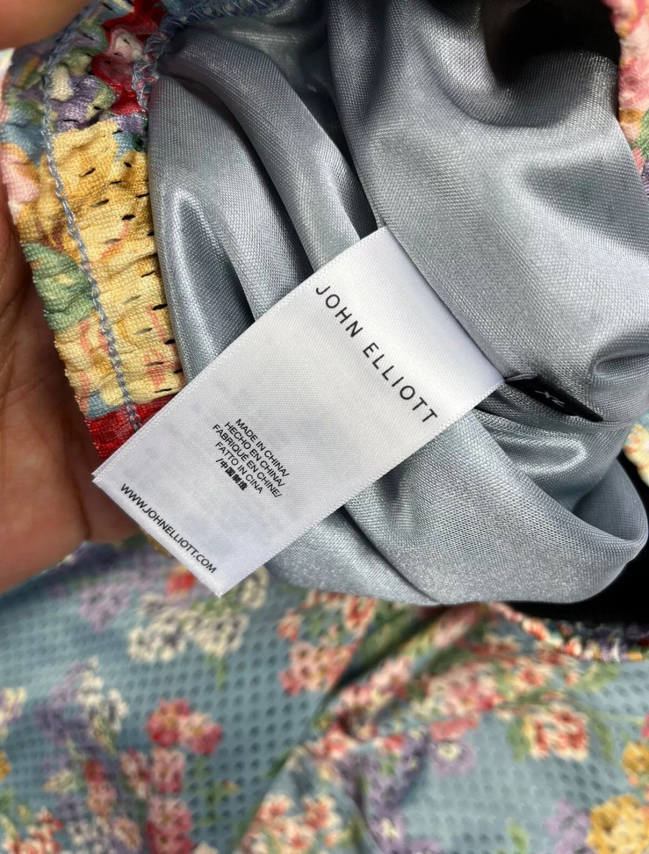 John Elliott FLOWER PRINT MESH SHORTS Size US 36 / EU 52 - 8 Thumbnail