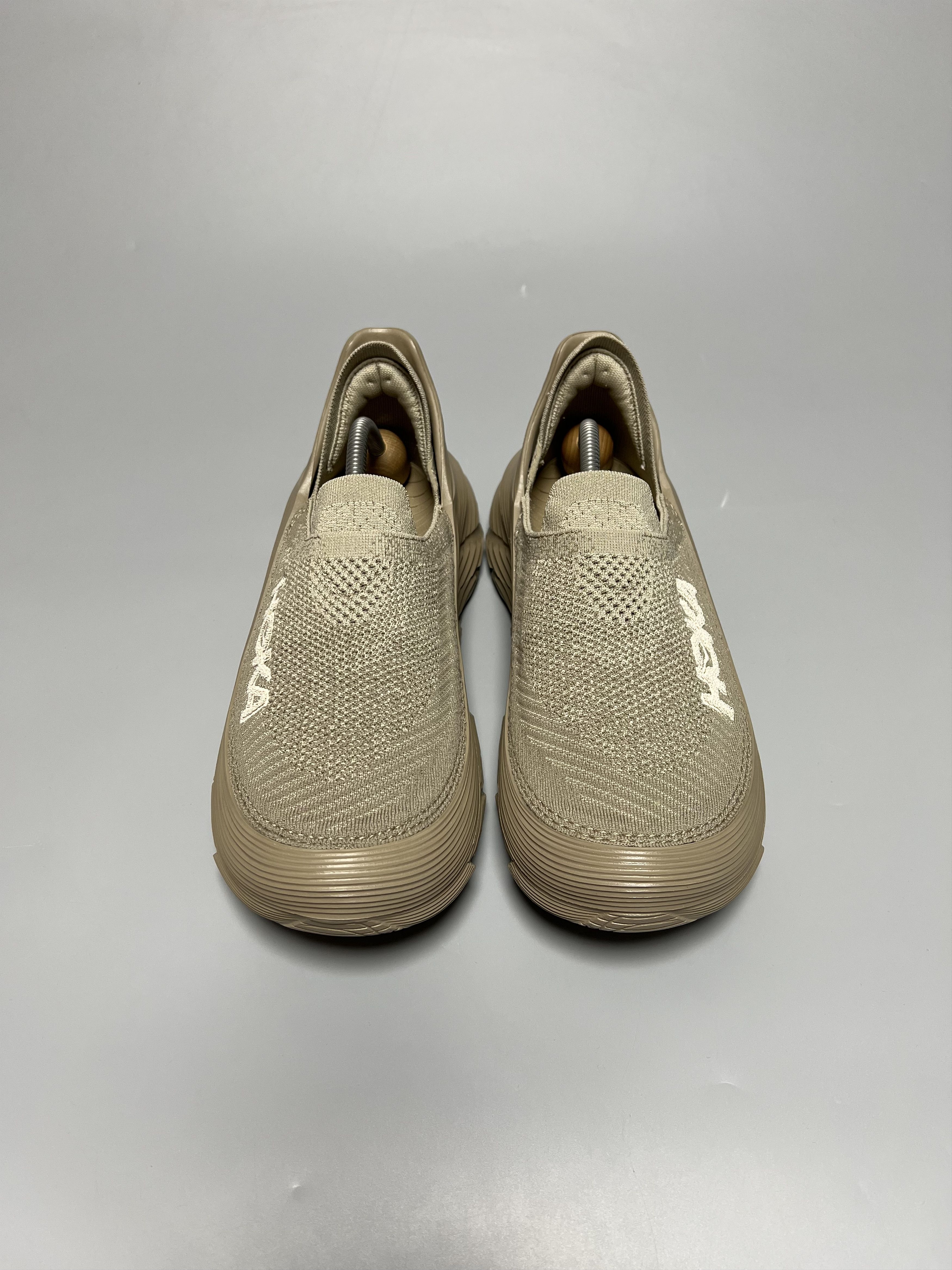 Hoka Hoka One One U Restore TC Unisex Sneakers Size US 9 / EU 42 - 4 Thumbnail