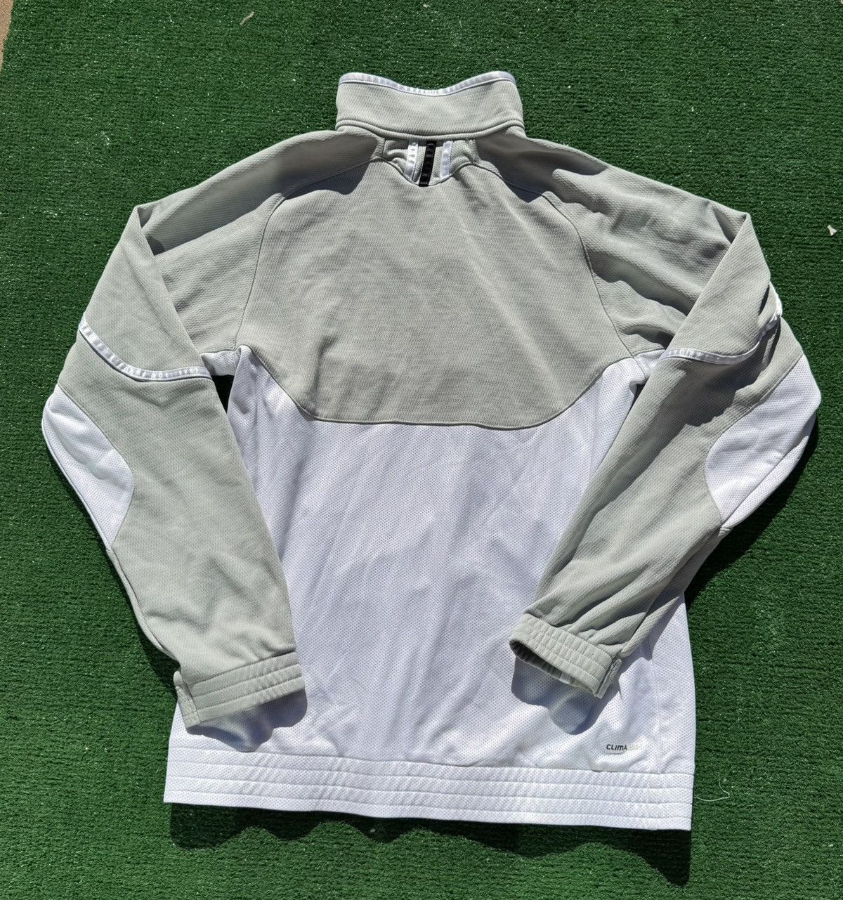 Adidas Adidas Grey Sweater Size US S / EU 44-46 / 1 - 3 Thumbnail