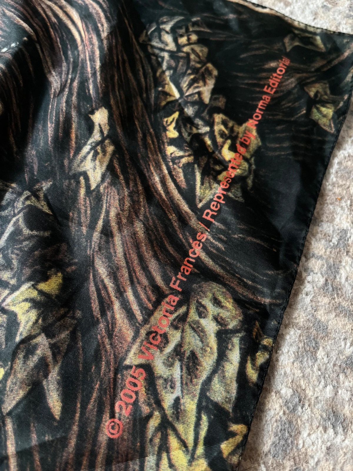 Vintage Victoria Frances 2005 Rock Band Scarf Very Rare Y2K Size ONE SIZE - 6 Thumbnail