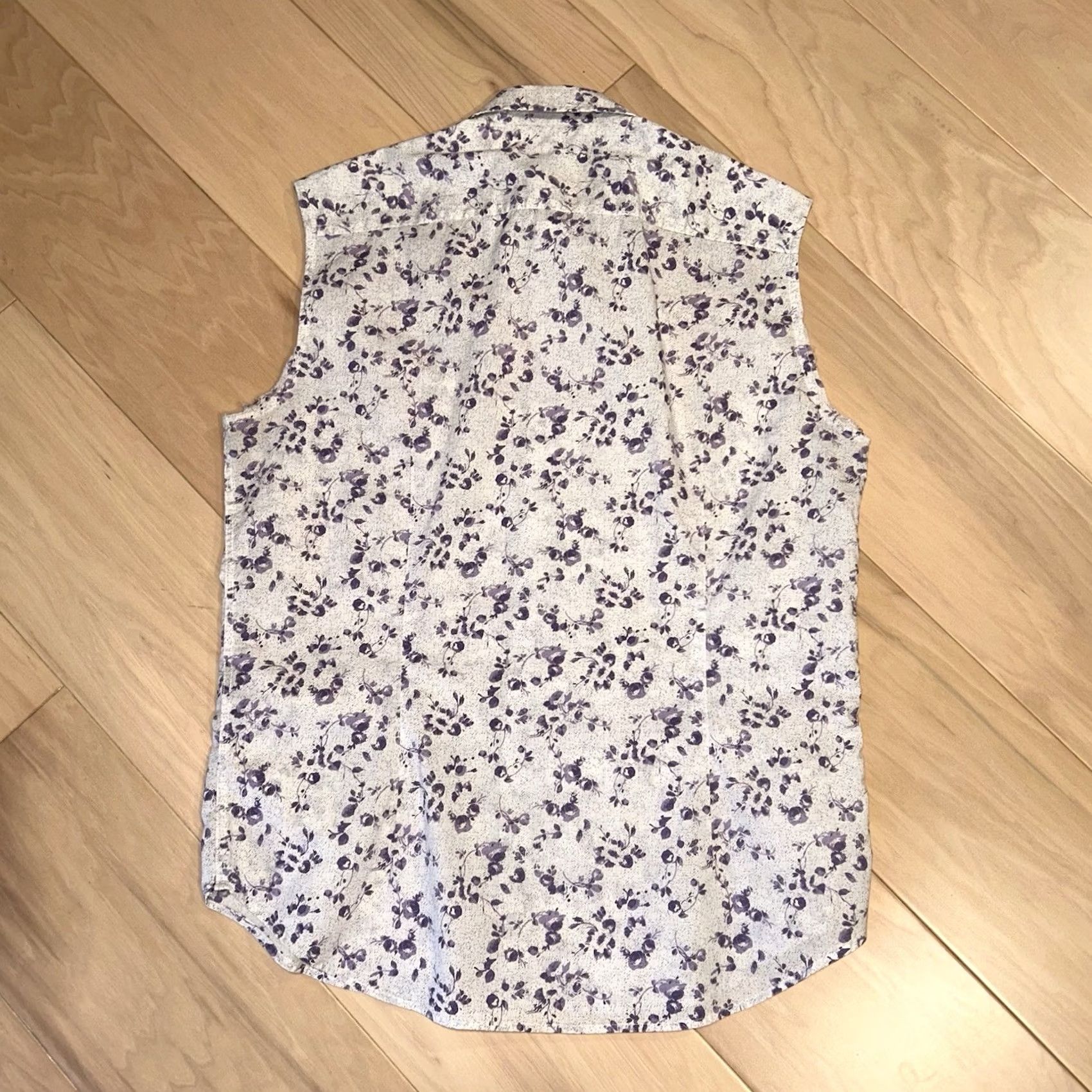 John Varvatos John Varvatos Button-Up Shirt Floral Sleeveless Ivory Lilac Men’s M Regular Vintage N/A Size US M / EU 48-50 / 2 - 4 Thumbnail