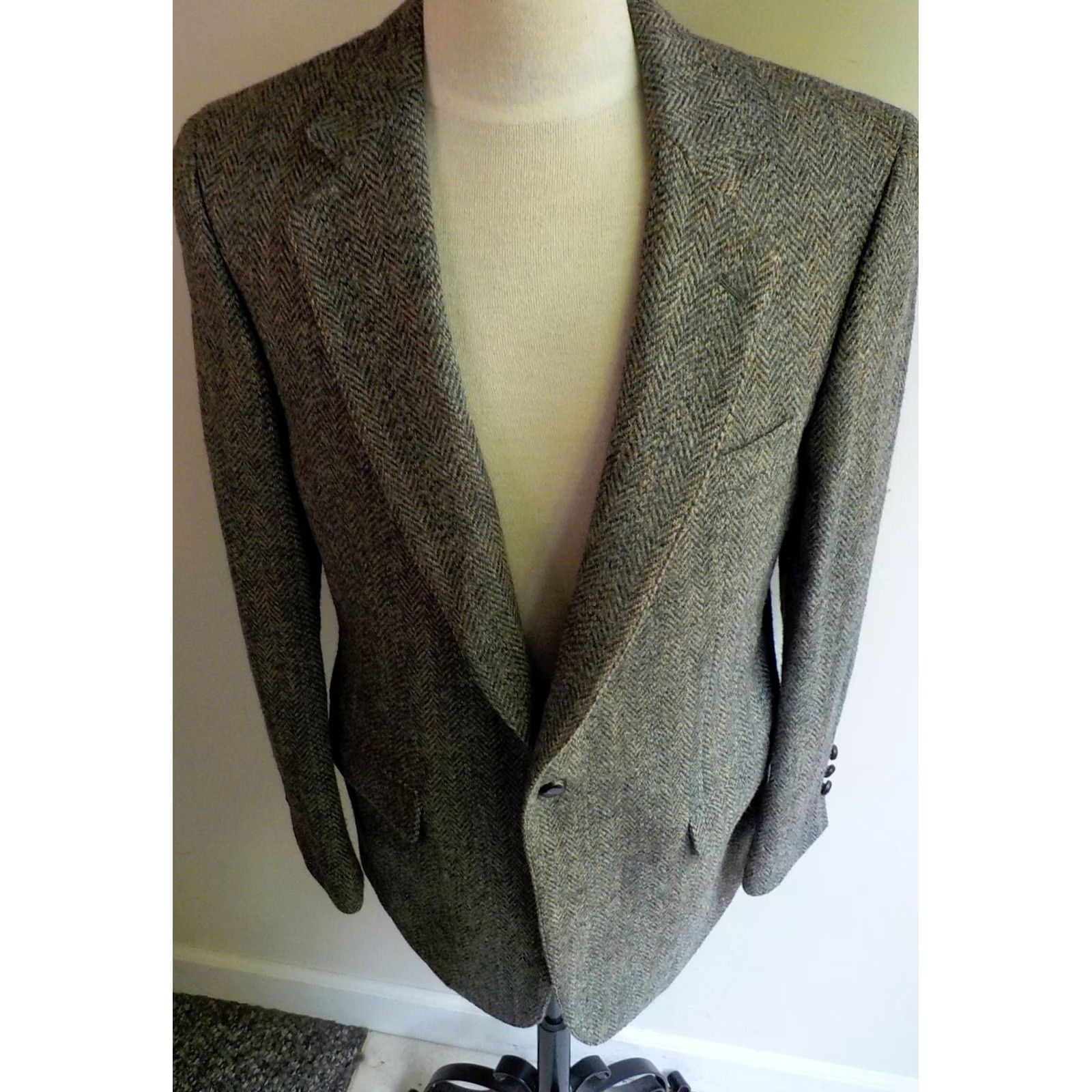 Harris Tweed HARRIS TWEED for Today's Man 2 Button Herringbone Blazer Gray/Milticolor 42R SZ 42R Regular Wool Tweed Blazer Mens Size 42R - 2 Thumbnail
