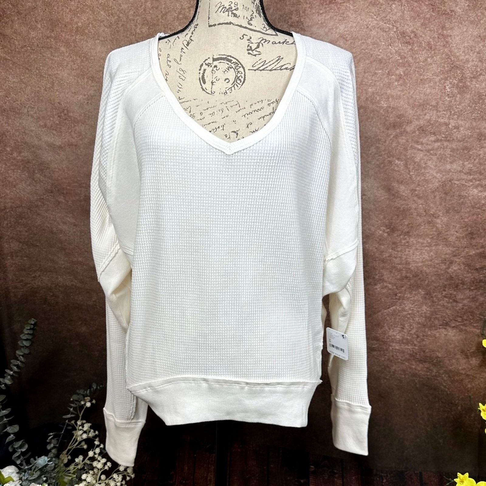 Free People Free People Santa Clara Waffle Knit Oversized Alabaster S Size S / US 4 / IT 40 - 9 Thumbnail