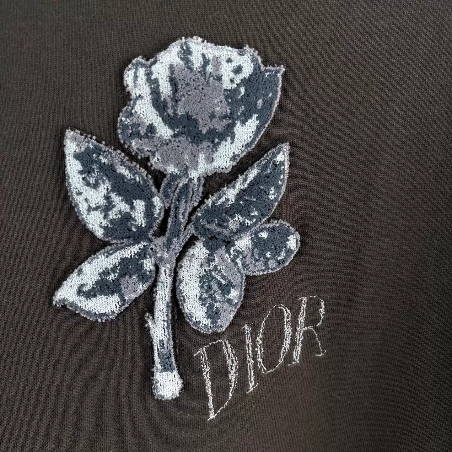 Dior Dior Floral Embroidered Short Sleeve T-Shirt Size S New Size US S / EU 44-46 / 1 - 4 Thumbnail