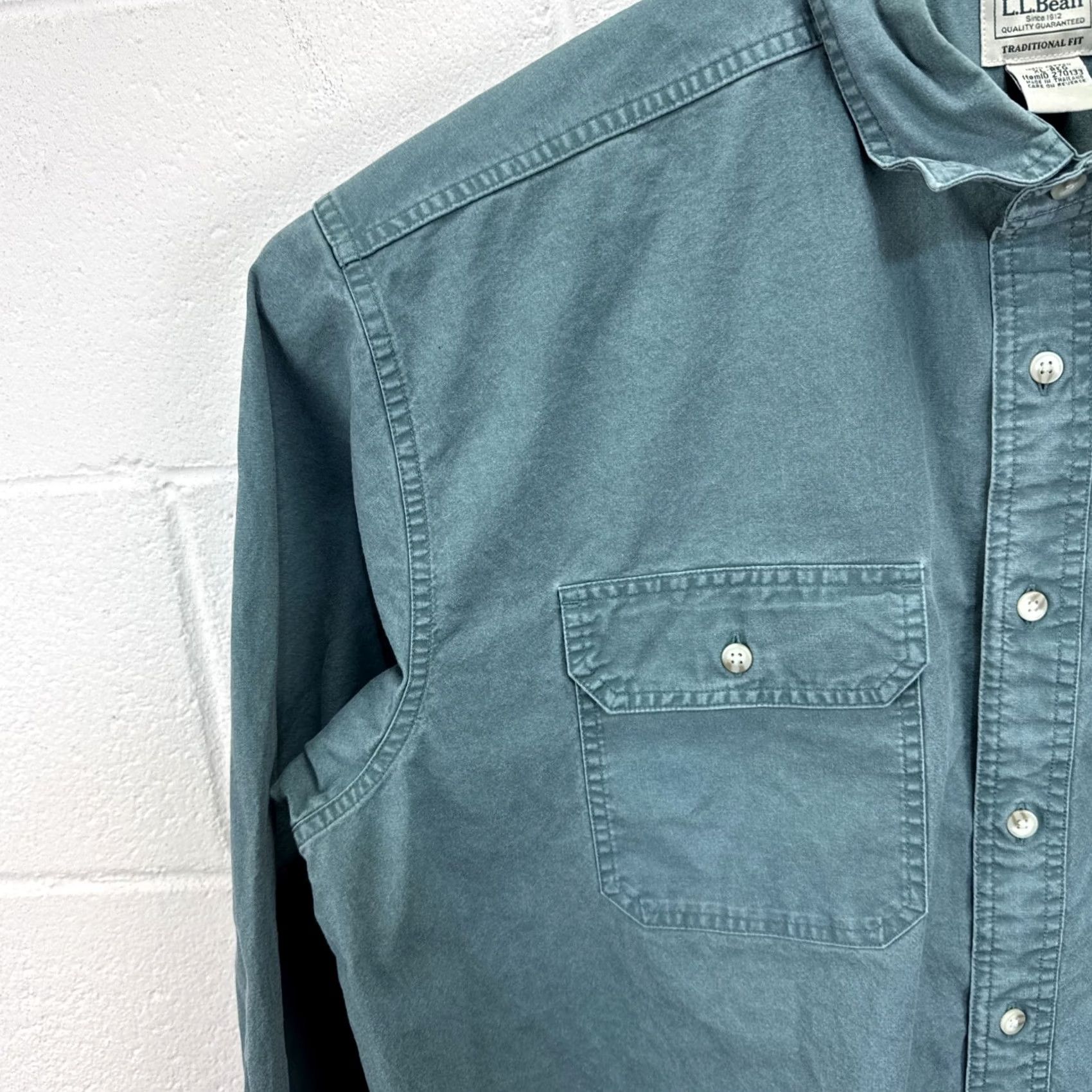 Vintage L.L. Bean Button Down Shirt Mens XL Green Cotton Traditional Fit Heavyweight 270133 Casual Workwear All Seasons Long Sleeve Button-Up Regular Fit Size US XL / EU 56 / 4 - 4 Thumbnail