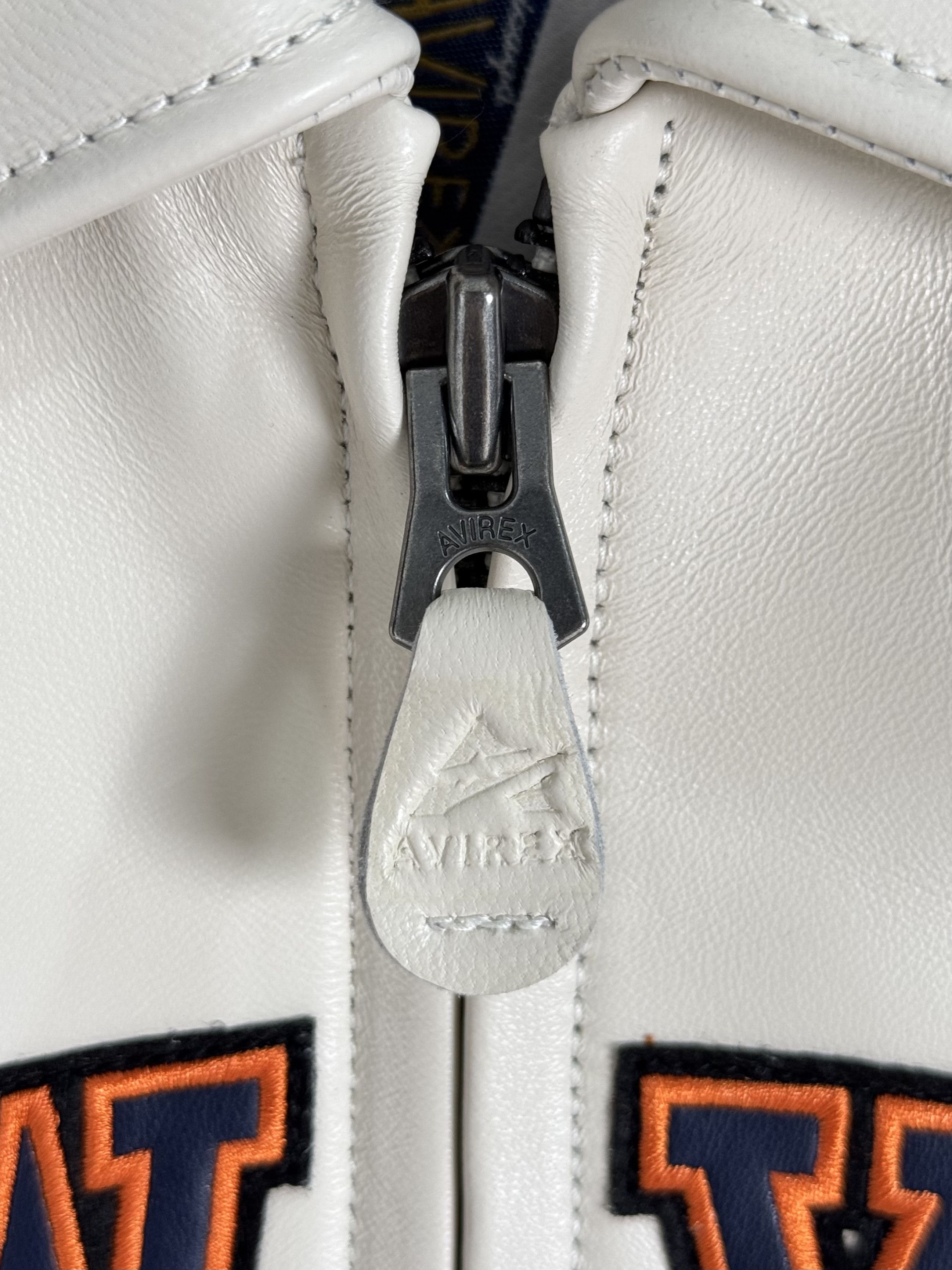 Avirex × Kith Kith & AVIREX for the New York Knicks Icon Jacket Size US M / EU 48-50 / 2 - 7 Thumbnail