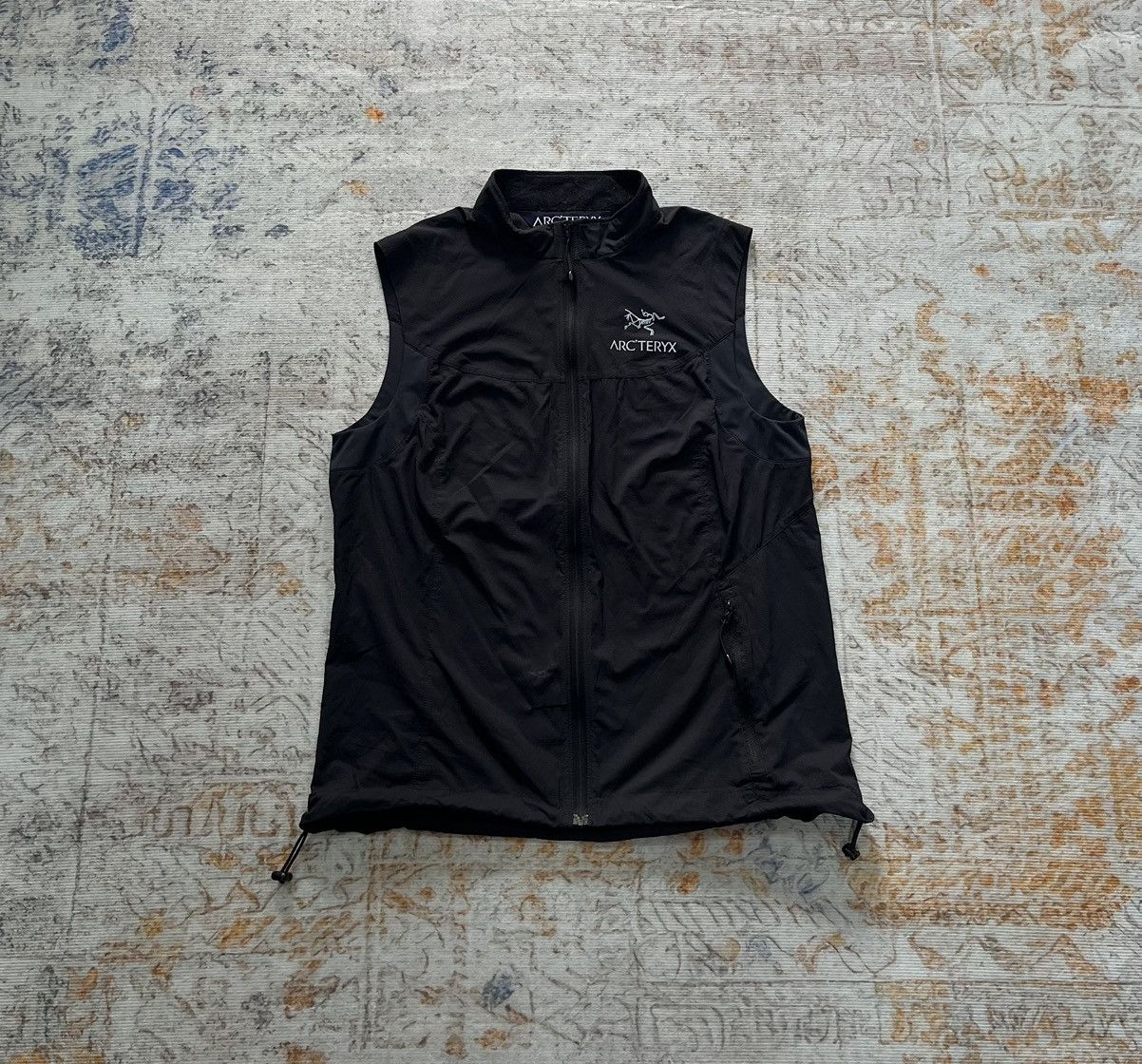🛎️Need gone🛎️ Arc’teryx Celeris Vest W