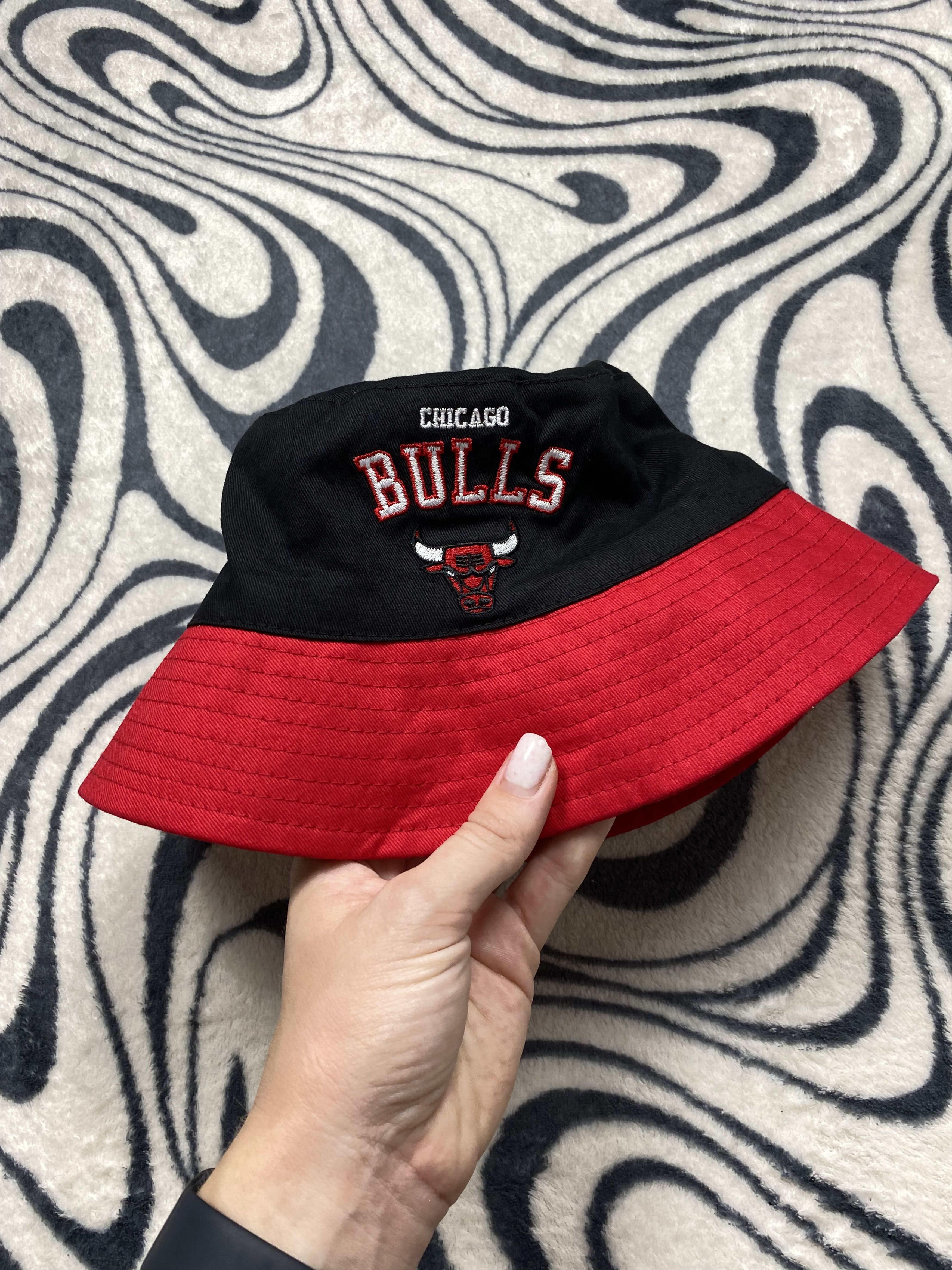 NBA × NHL × Vintage Chicago Bulls Vintage NHL Mens Bucket Hat Y2K Size ONE SIZE - 3 Thumbnail