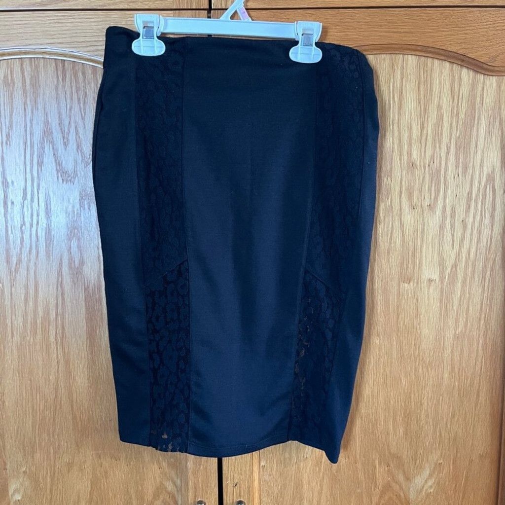 Forever 21 Forever 21 Black Lace Pencil Skirt Size 27" / US 4 / IT 40 - 12 Thumbnail