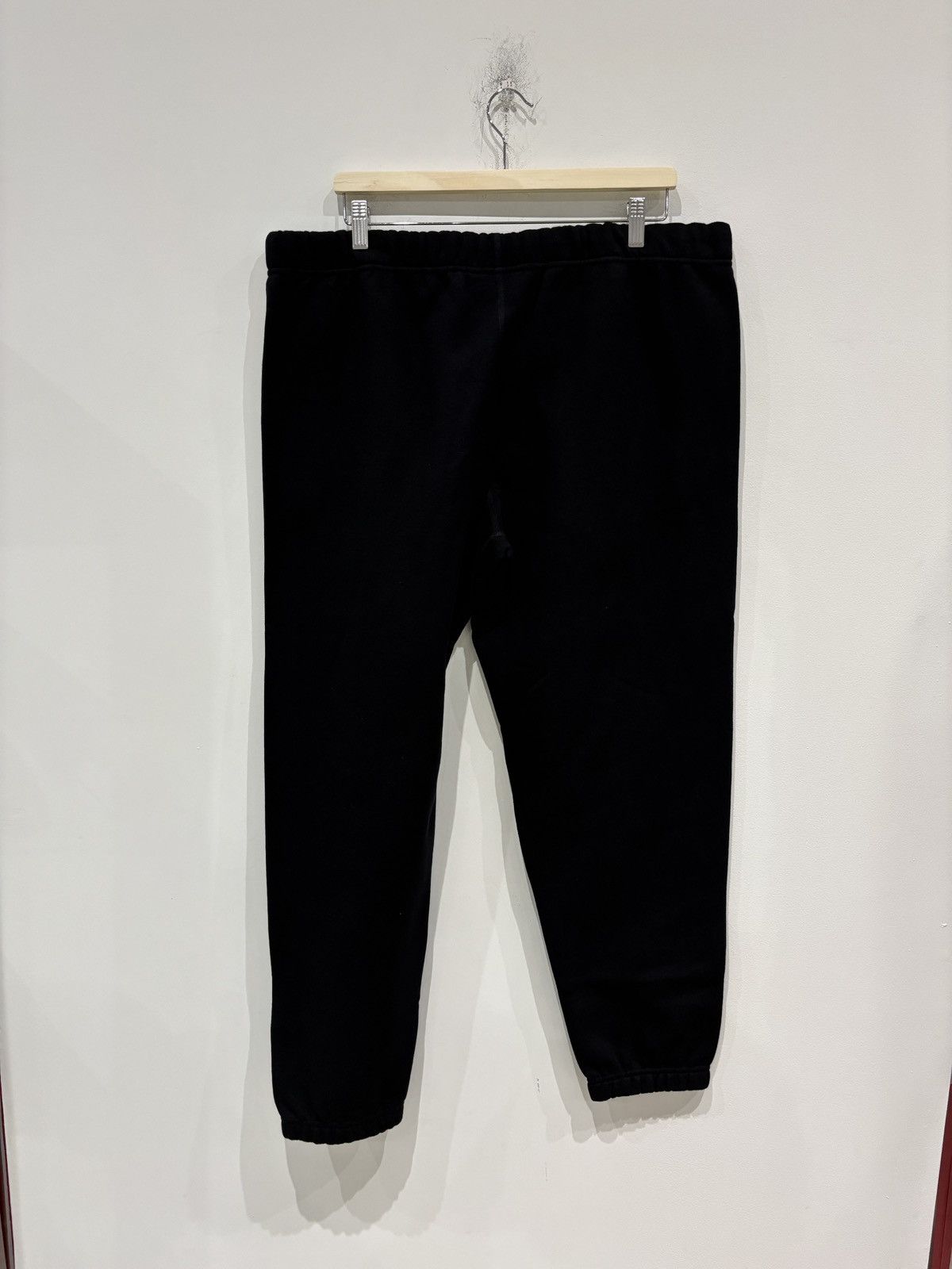 October's Very Own OVO x Roots All Country Sweatpants Black Size: XL Size US 36 / EU 52 - 2 Thumbnail