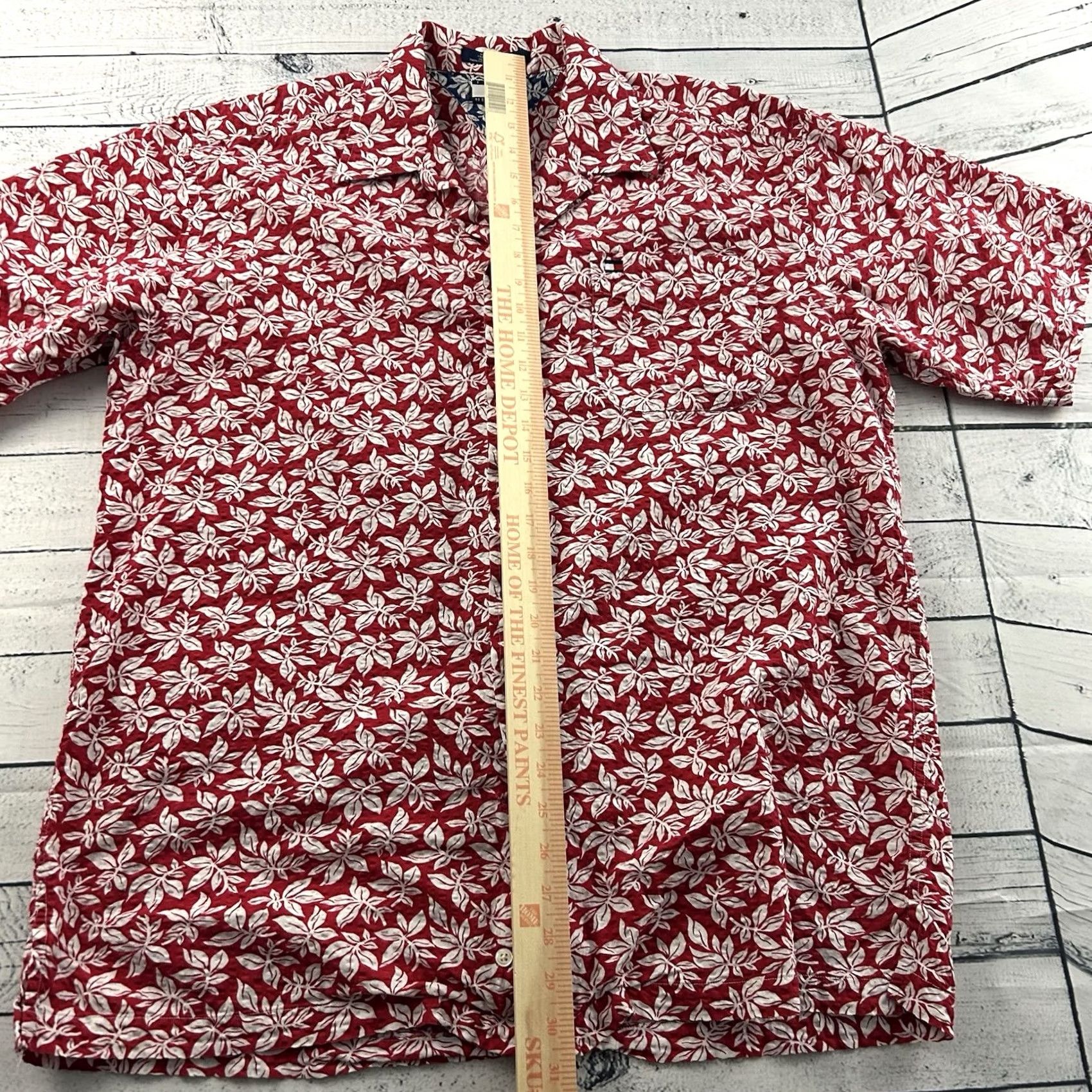 Tommy Hilfiger VINTAGE Tommy Hilfiger Seersucker Floral Hawaiian Button Front Shirt Mens L Red Size US L / EU 52-54 / 3 - 5 Thumbnail