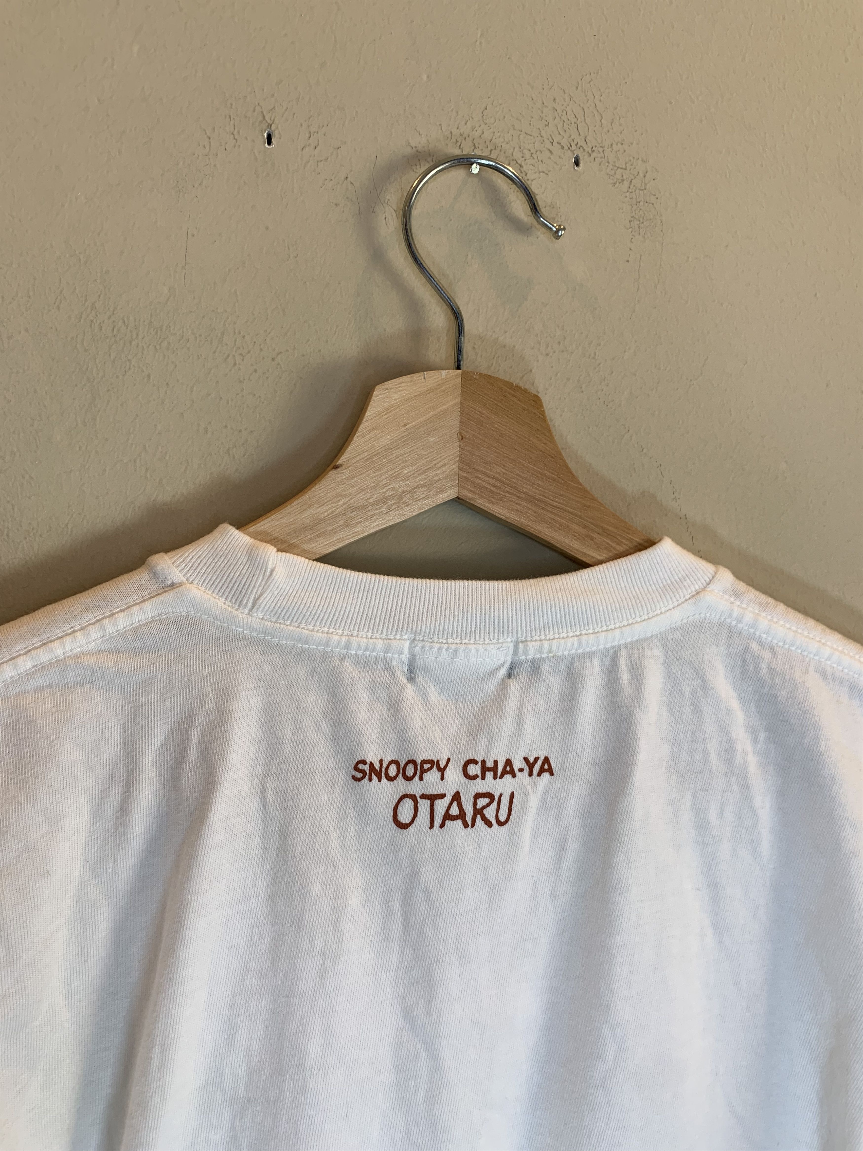 Peanuts *RARE* Peanuts Snoopy Hokkaido Otaru Tea Shop Japan T-Shirt Size US S / EU 44-46 / 1 - 5 Thumbnail