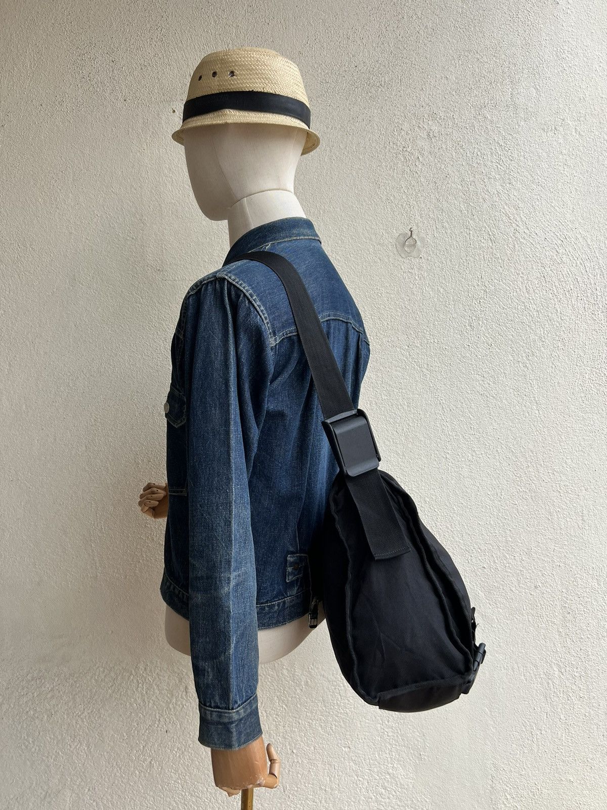 Vintage RARE! Vintage 90s Bitch Skateboards Large Messenger Bag Size ONE SIZE - 5 Thumbnail