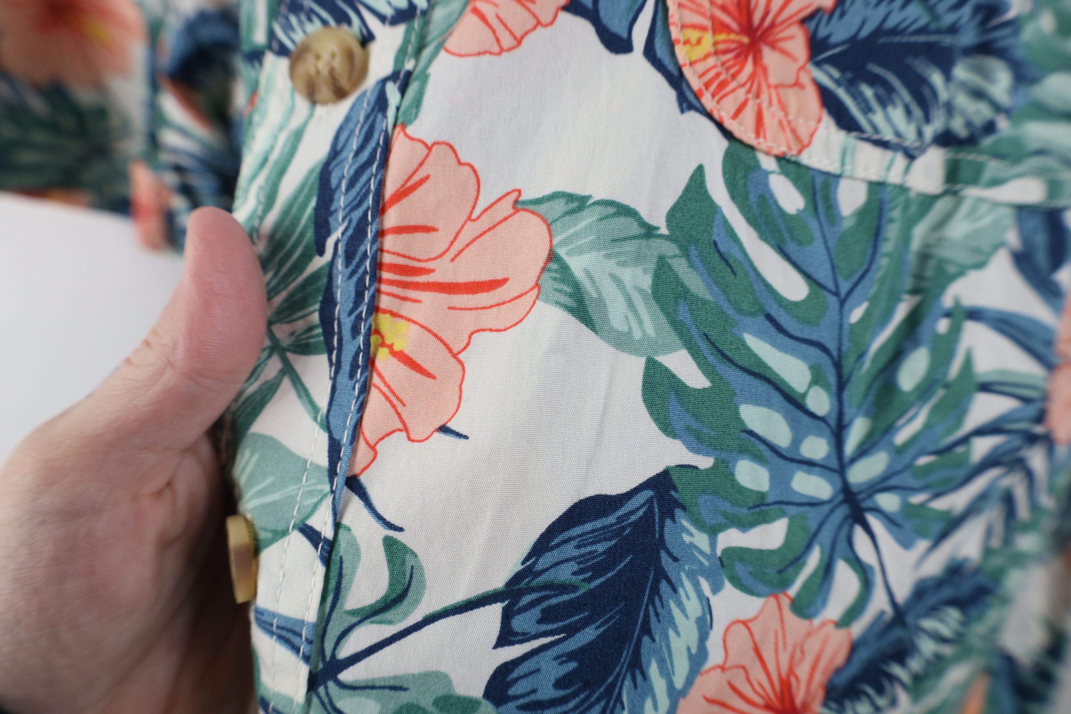 Duluth Trading Company Duluth Trading Co Gusseted Hawaiian Button Shirt Luau Flower Size US XL / EU 56 / 4 - 4 Thumbnail