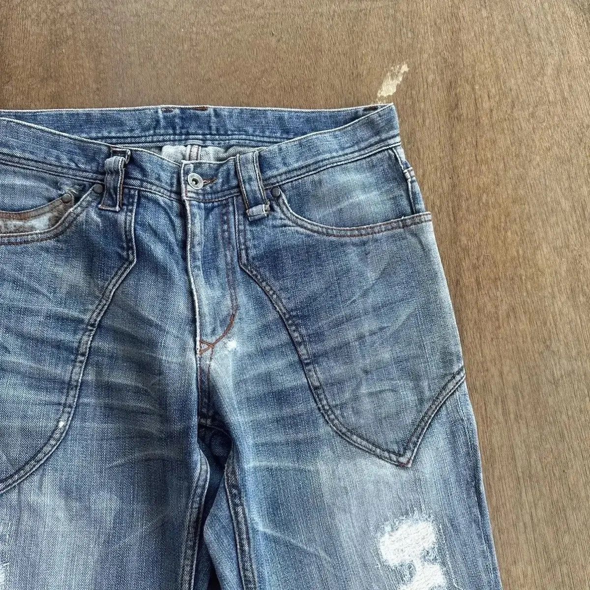 HIDEAWAYS GRAILS FLARE/BOOTCUT🔥HIDEAWAYS NICOLE JEAN DISTRESSED DENIM Size US 31 - 5 Thumbnail